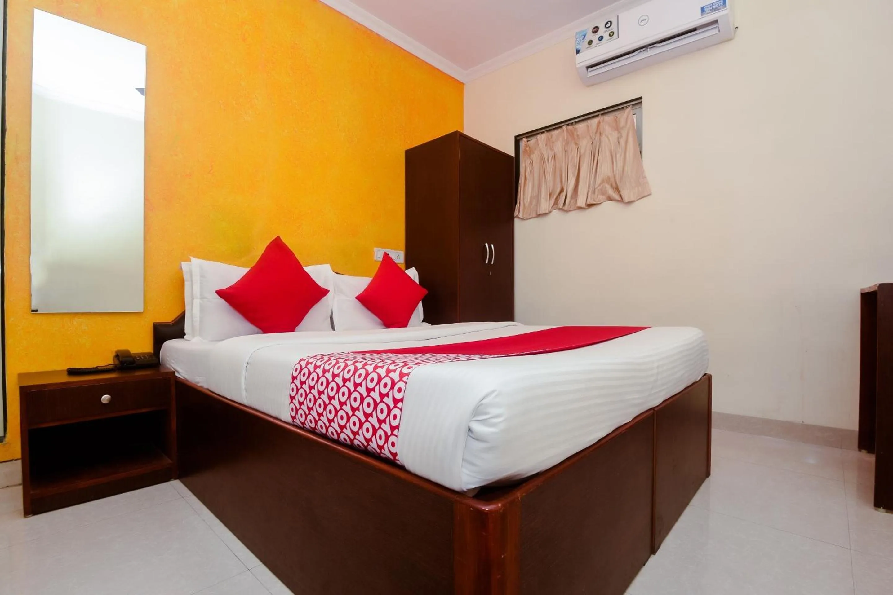 Bedroom, Bed in Hotel O Prince Palace