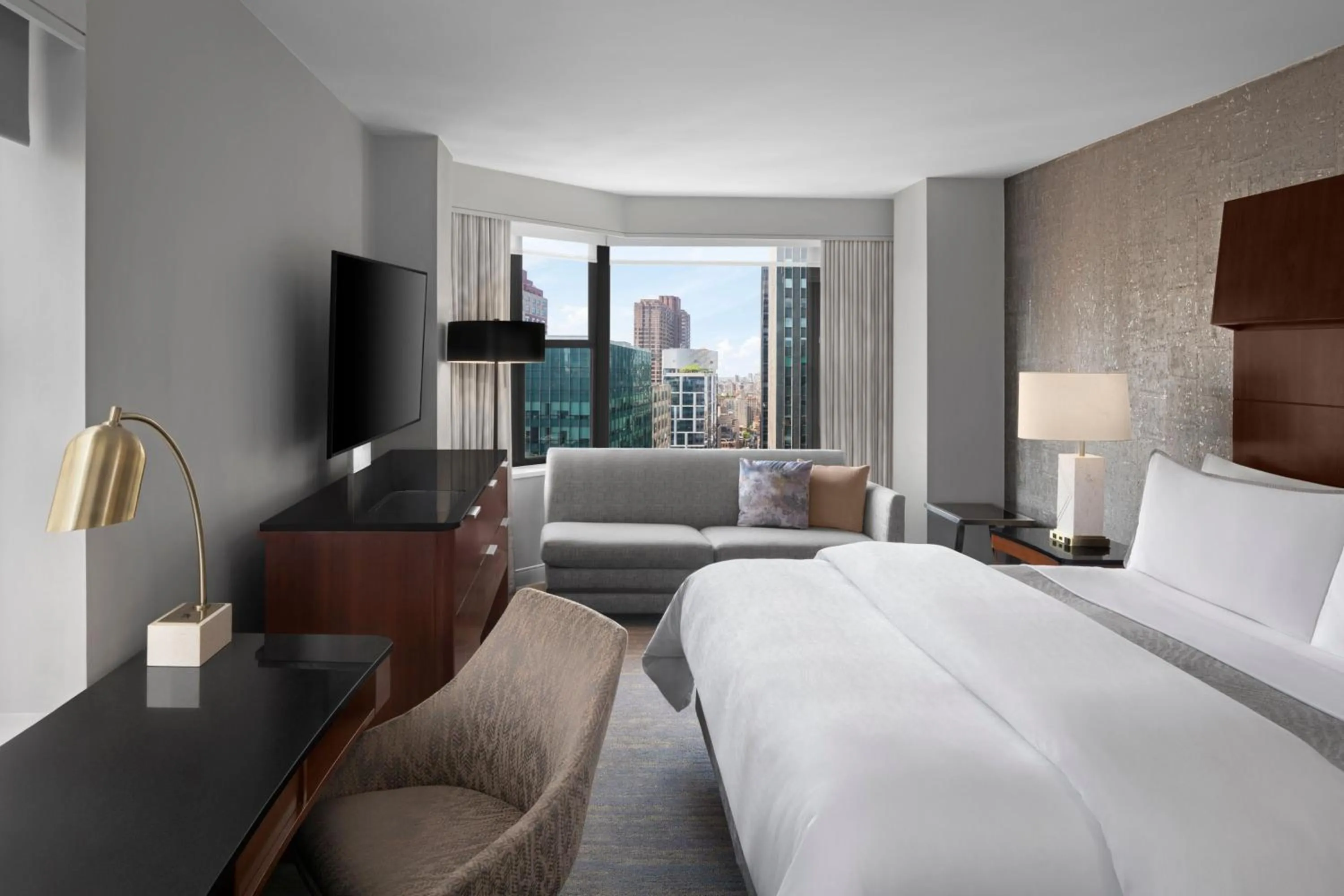 Bedroom, Bed in The Westin New York Grand Central