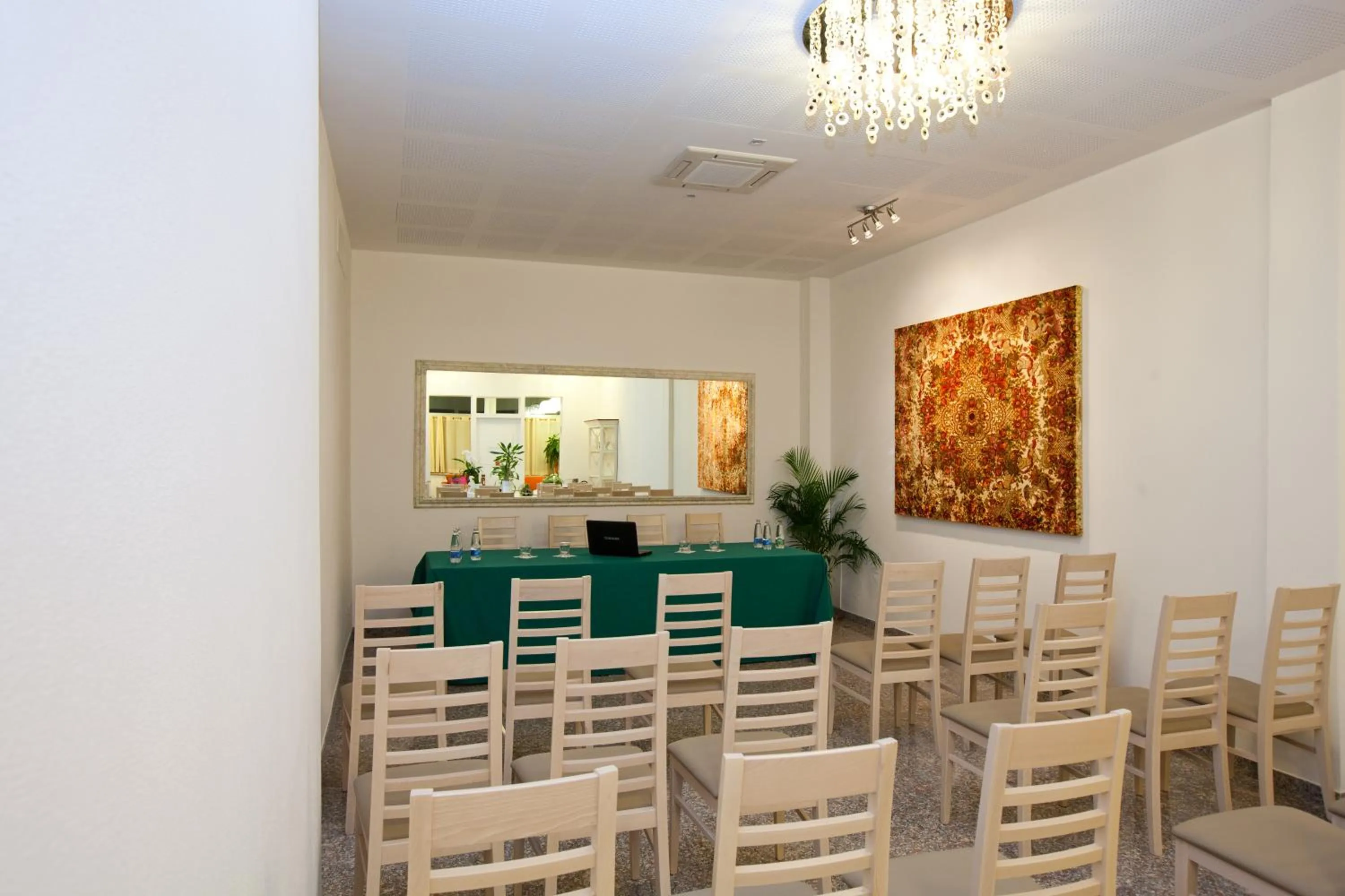 Business facilities in Hotel Ristorante Cesare