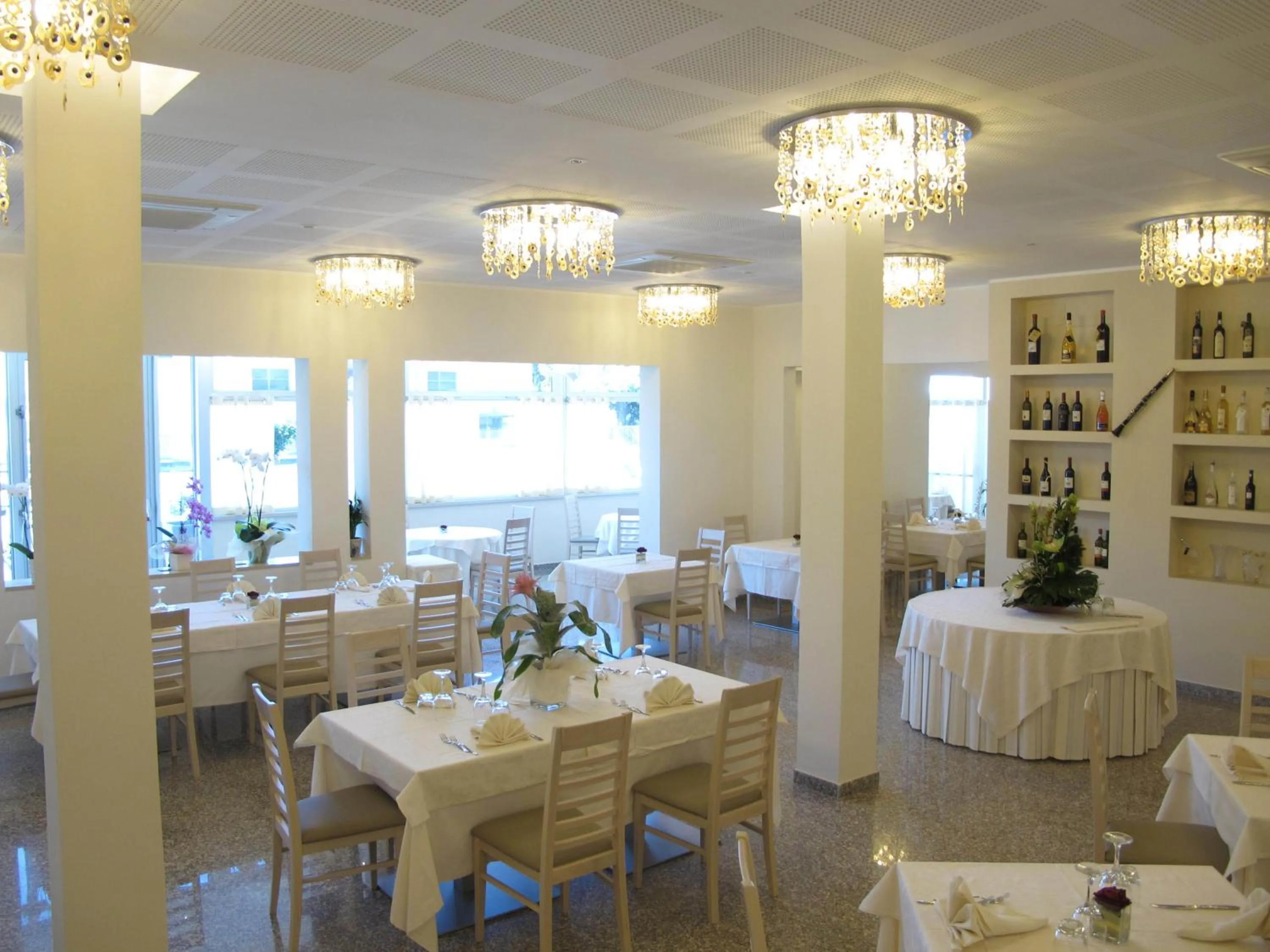 Restaurant/places to eat in Hotel Ristorante Cesare