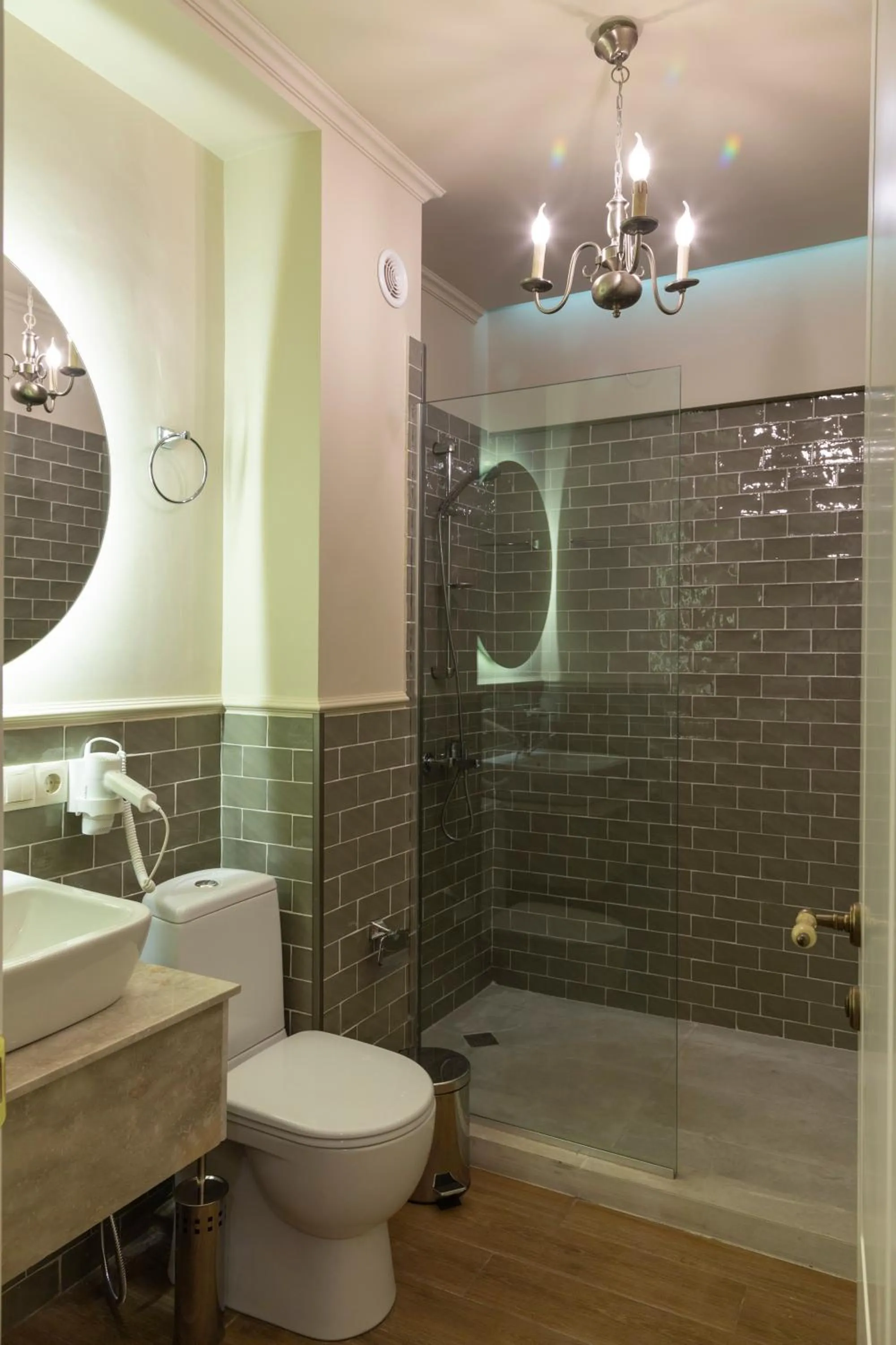 Omart Hotel - Gallery