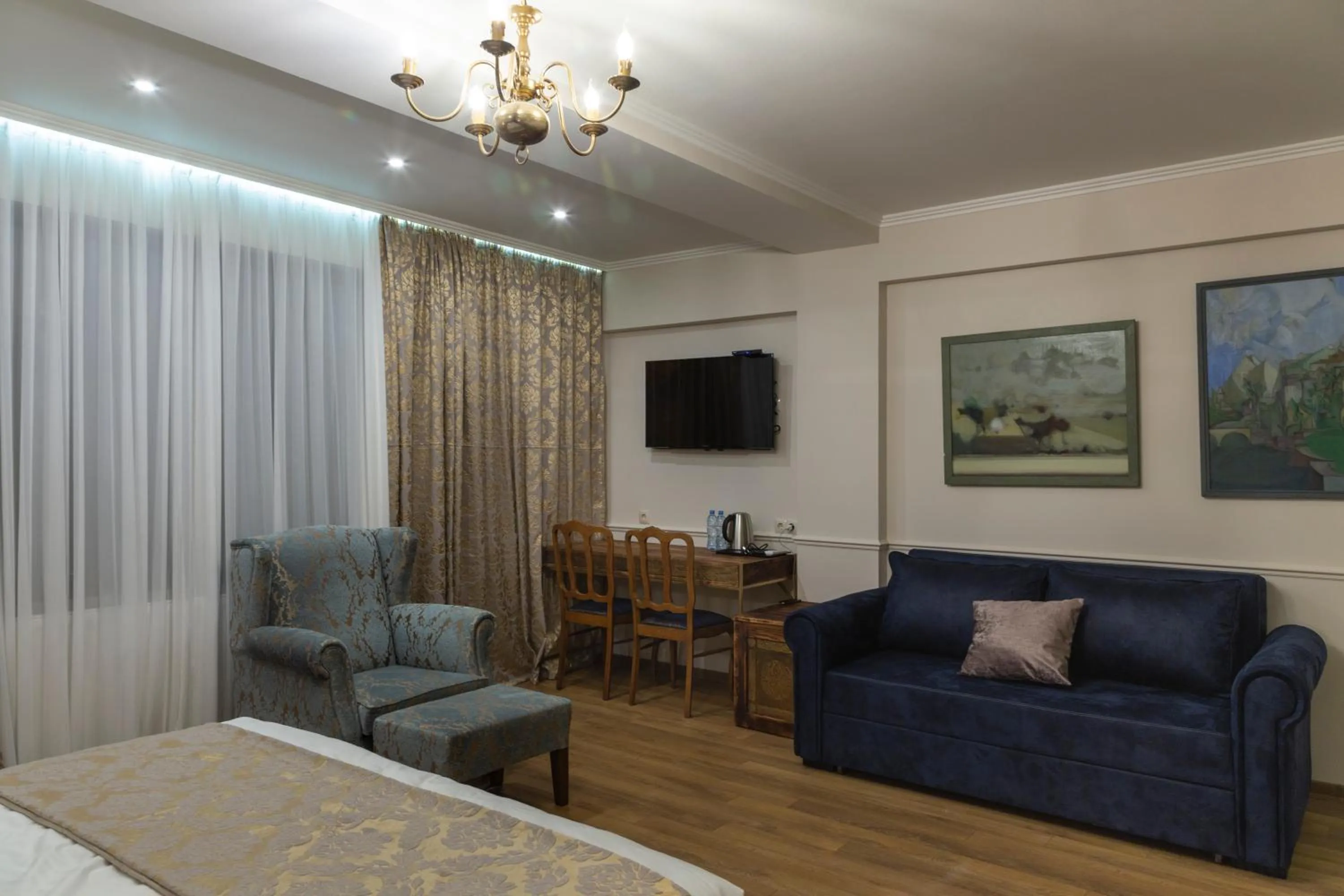 Omart Hotel - Gallery