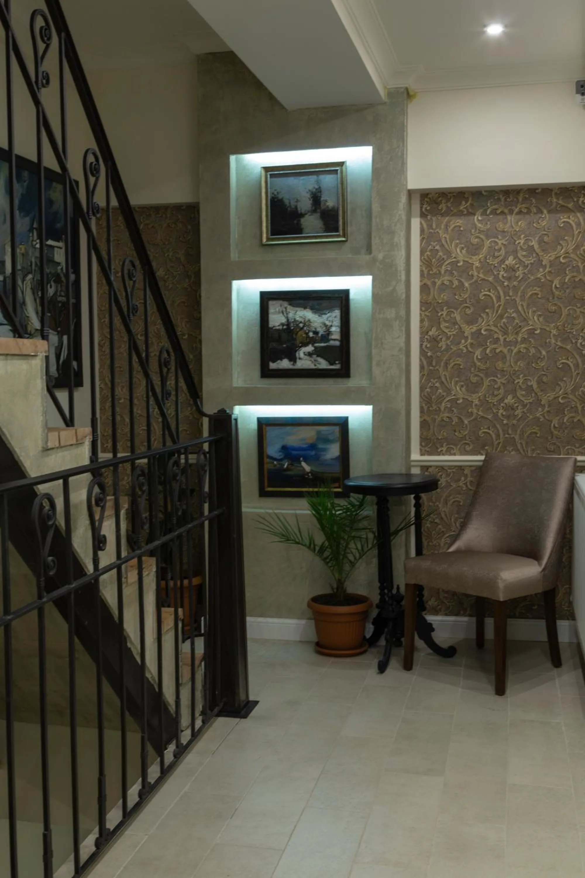 Omart Hotel - Gallery