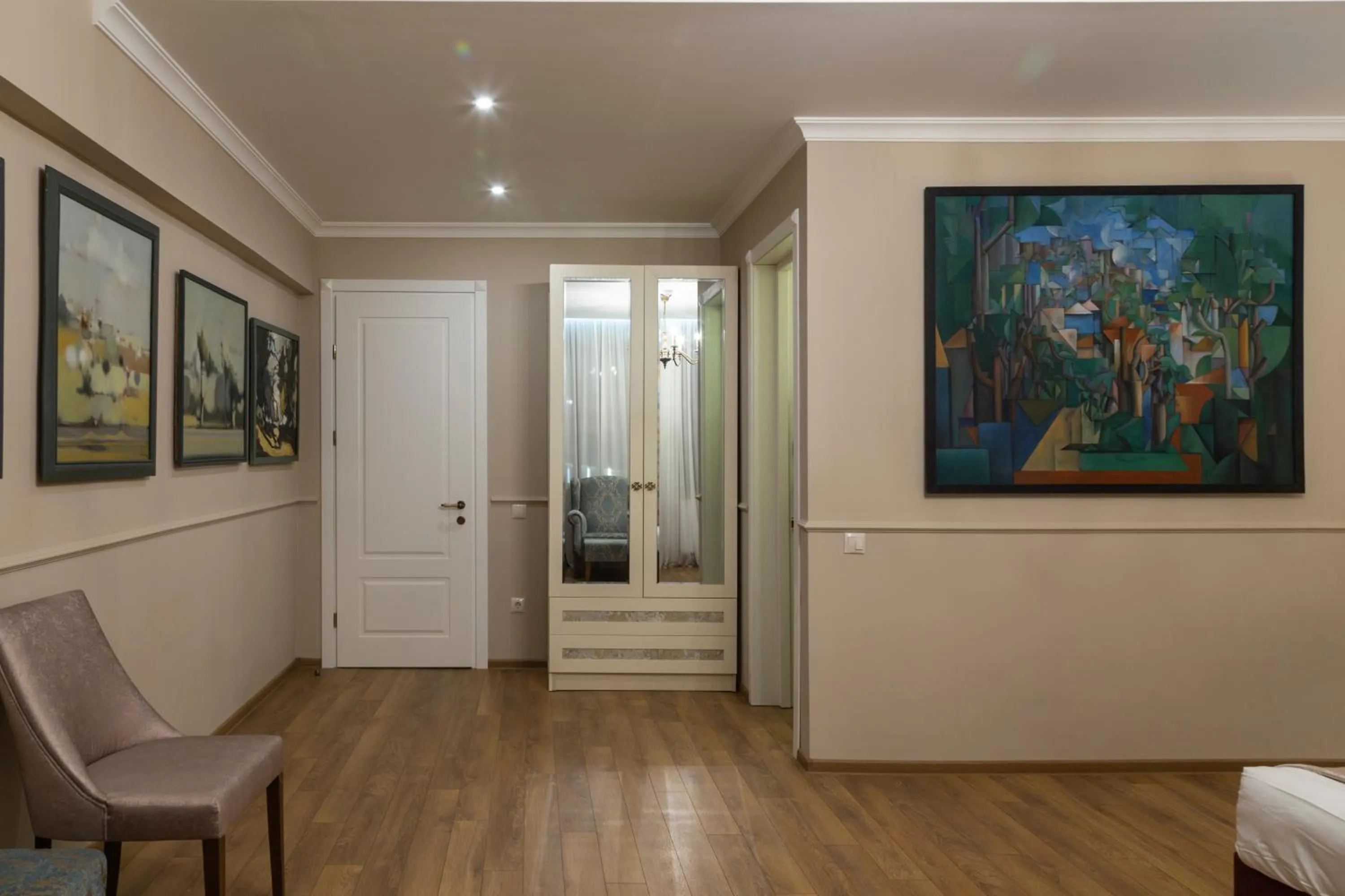 Omart Hotel - Gallery