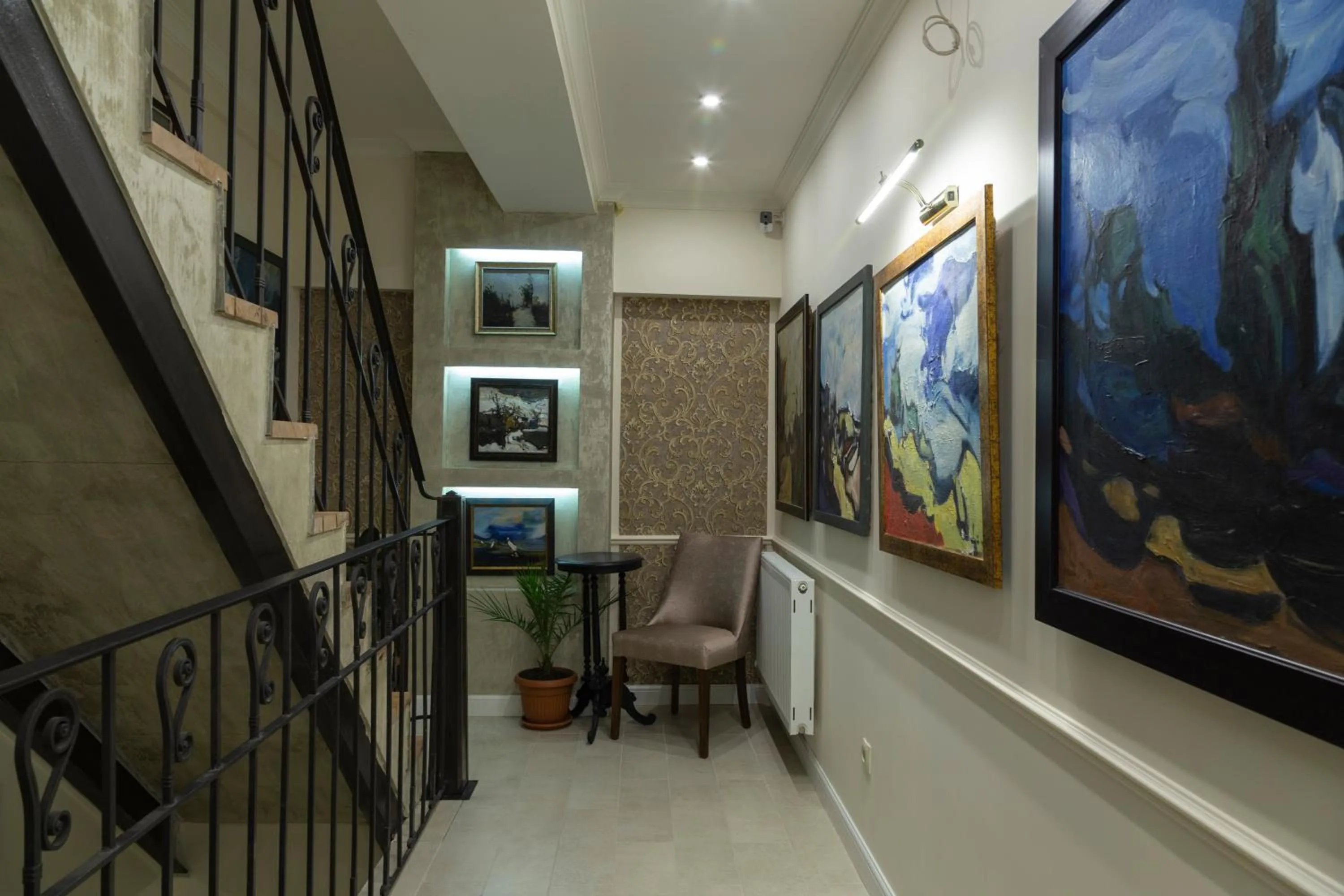 Omart Hotel - Gallery