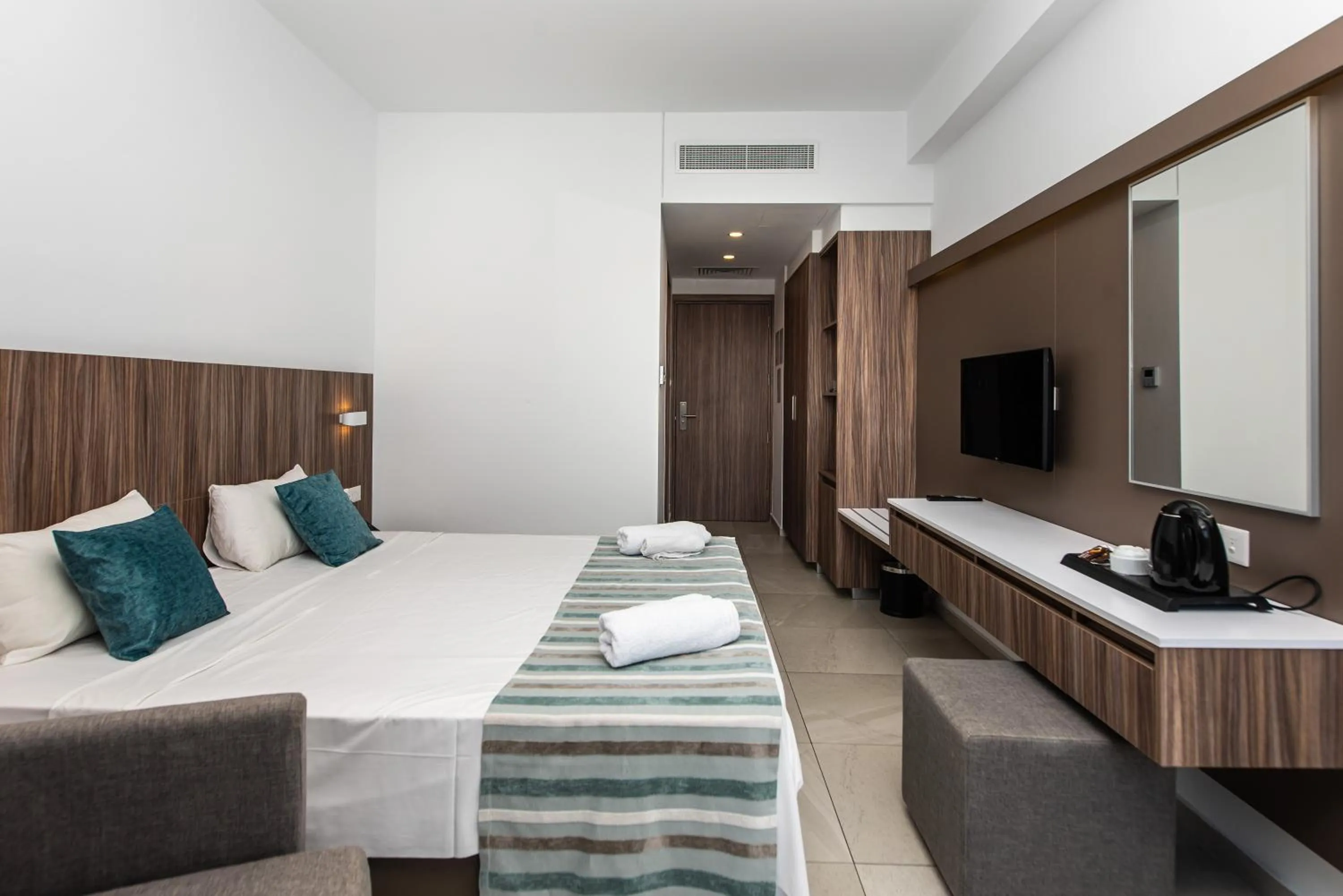 Bedroom, Bed in Eleana Hotel