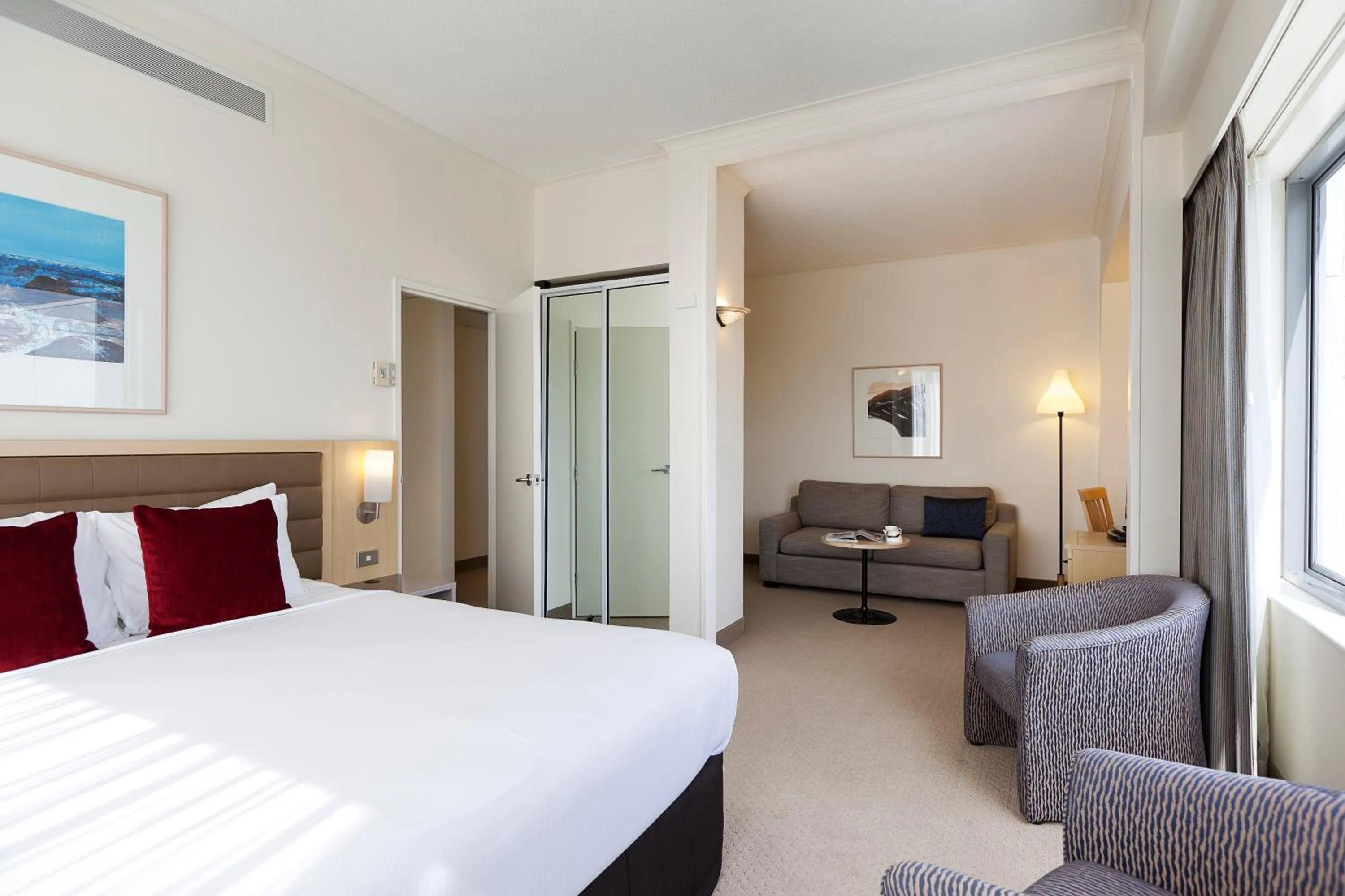 Photo of the whole room, Bed in Novotel Rotorua Lakeside