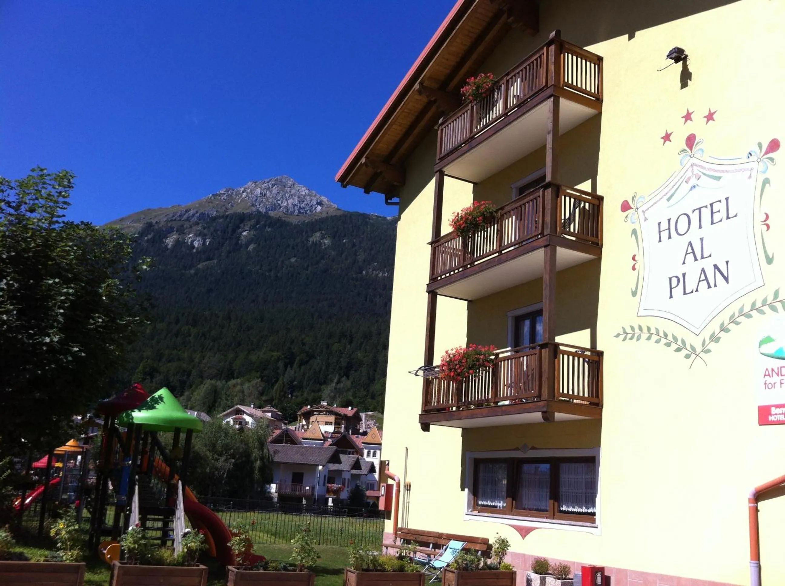 Facade/entrance in Hotel Al Plan Andalo