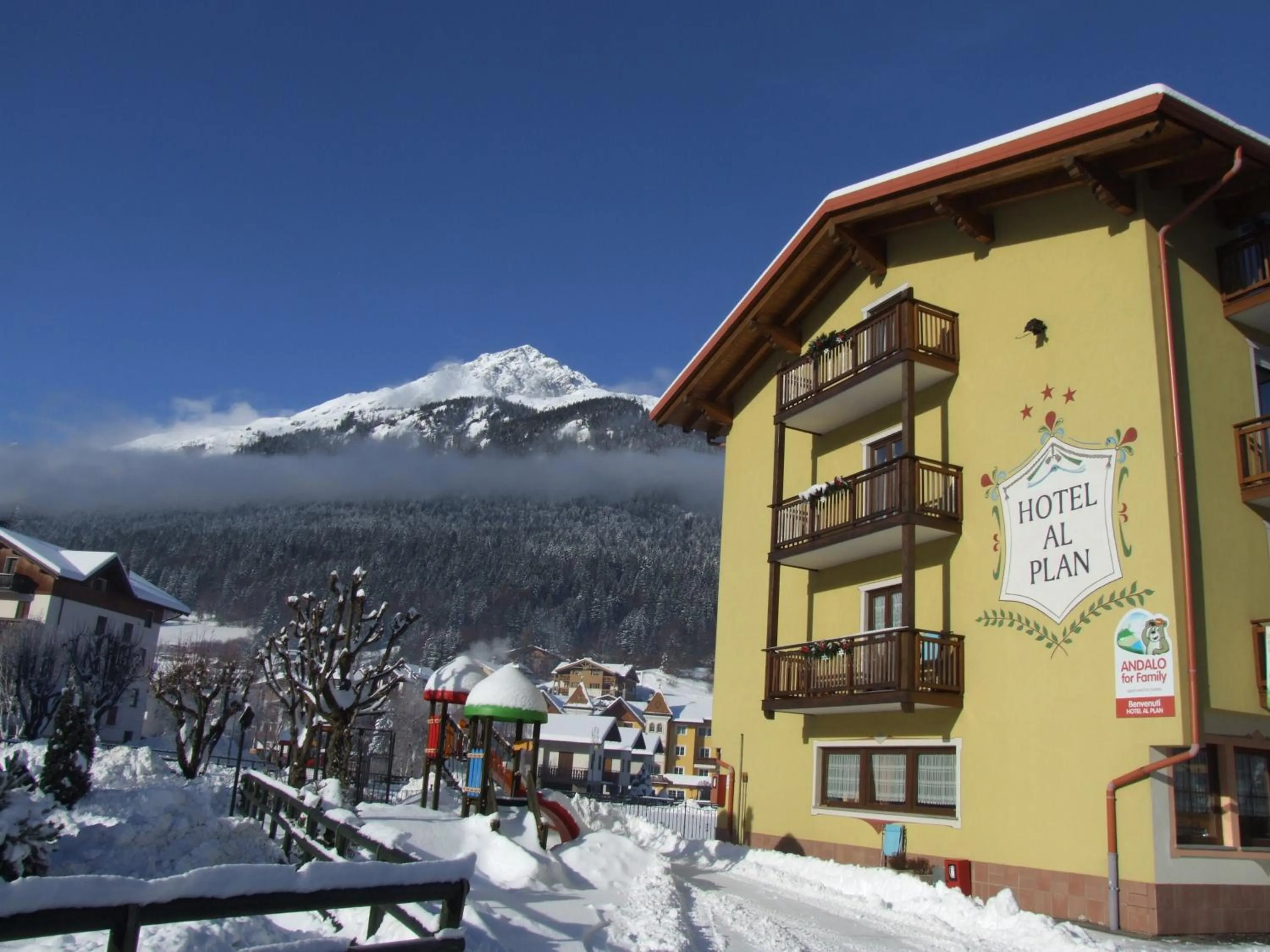 Facade/entrance in Hotel Al Plan Andalo