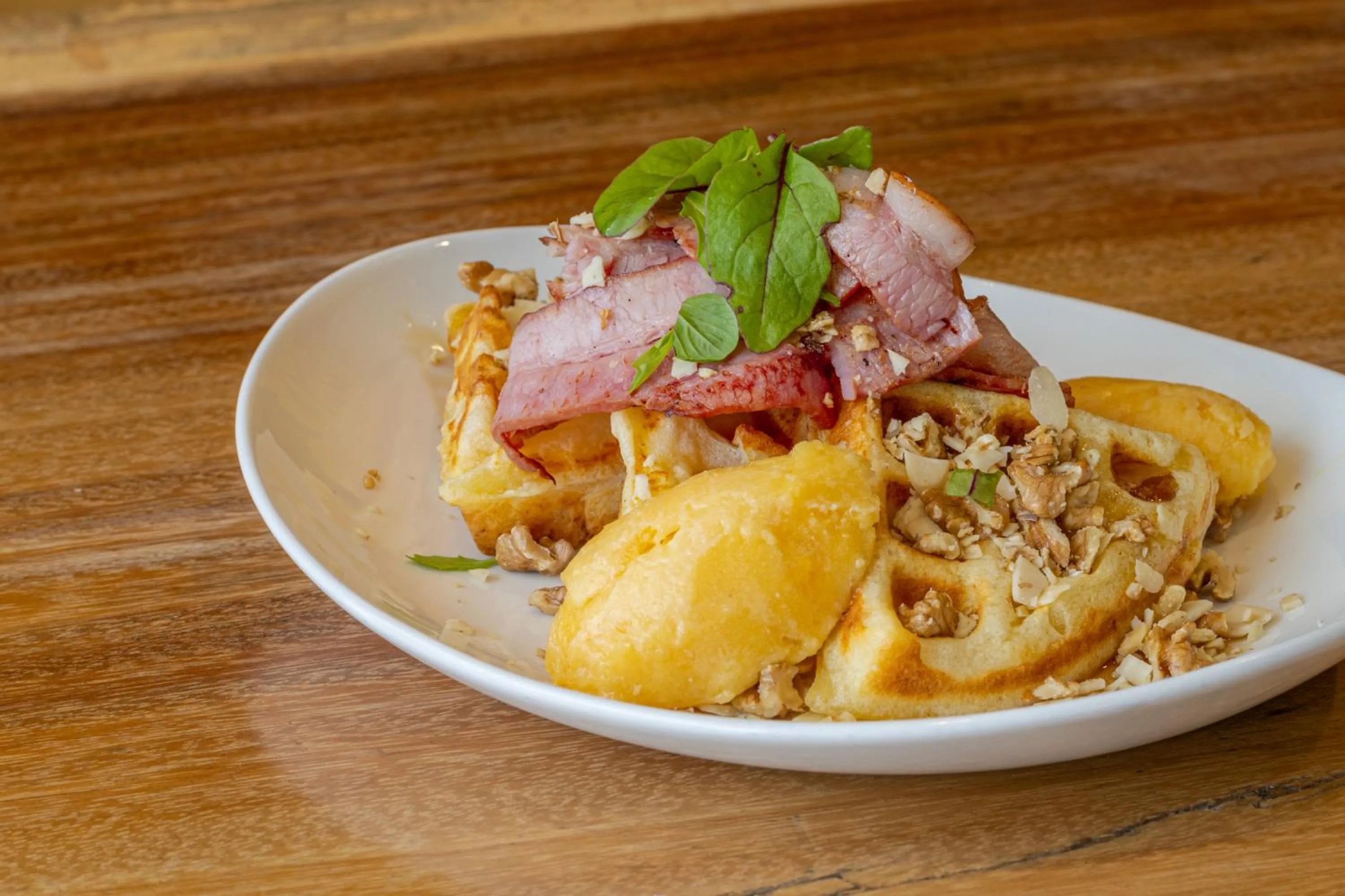 Restaurant/places to eat in Hilton Bogota Corferias