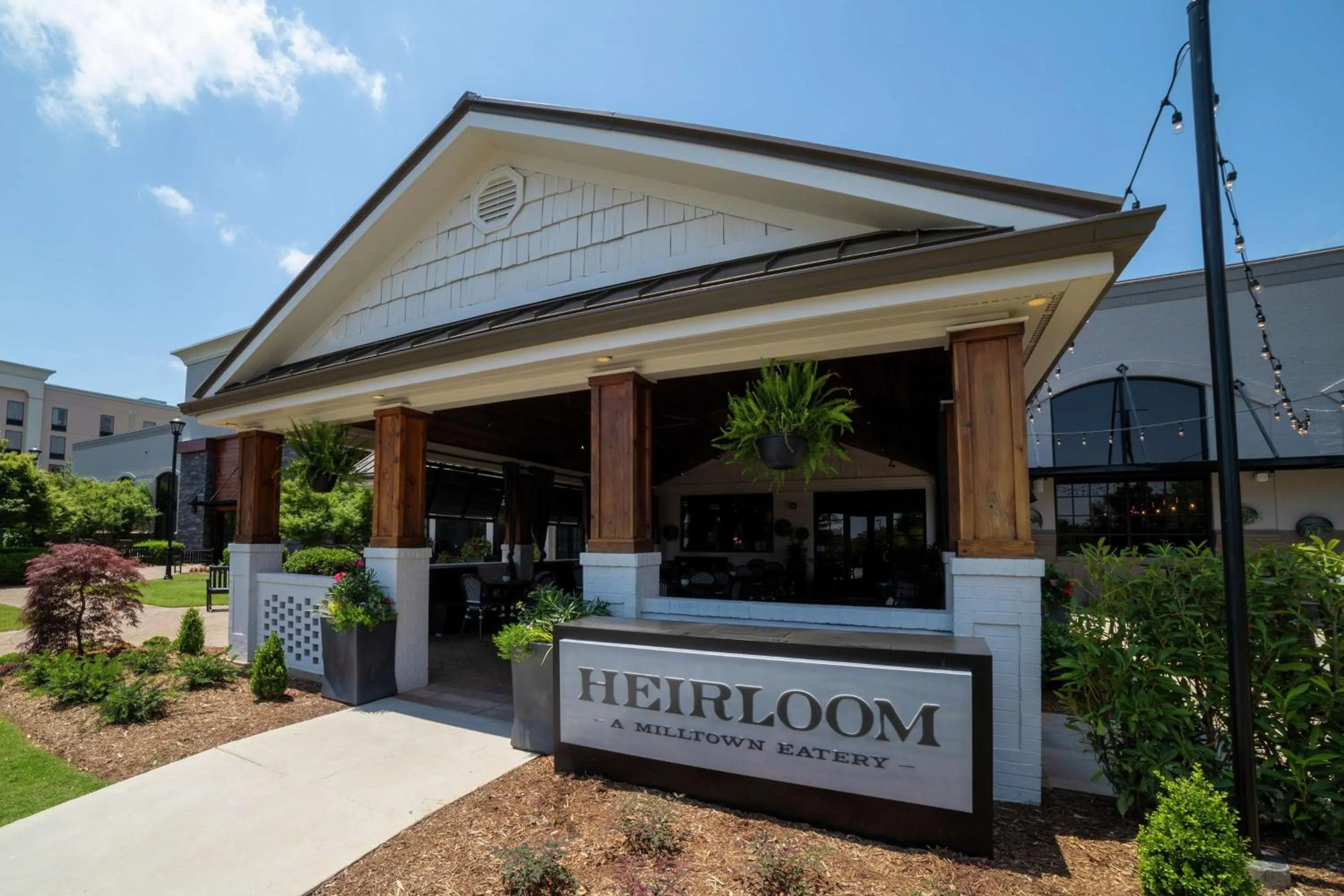 Restaurant/places to eat in Hilton Garden Inn Spartanburg