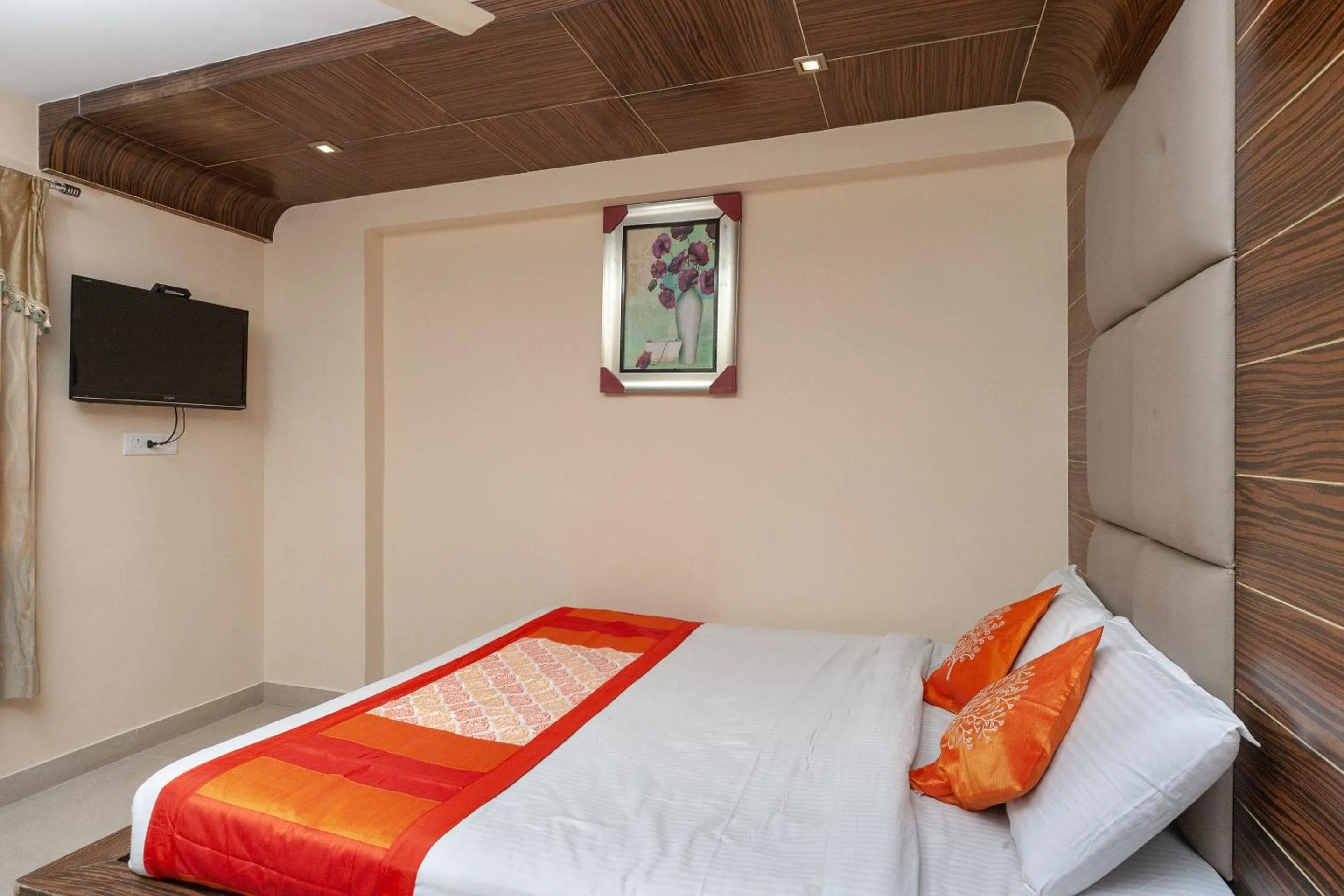 Bedroom, Bed in Collection O Seven Hills Inn