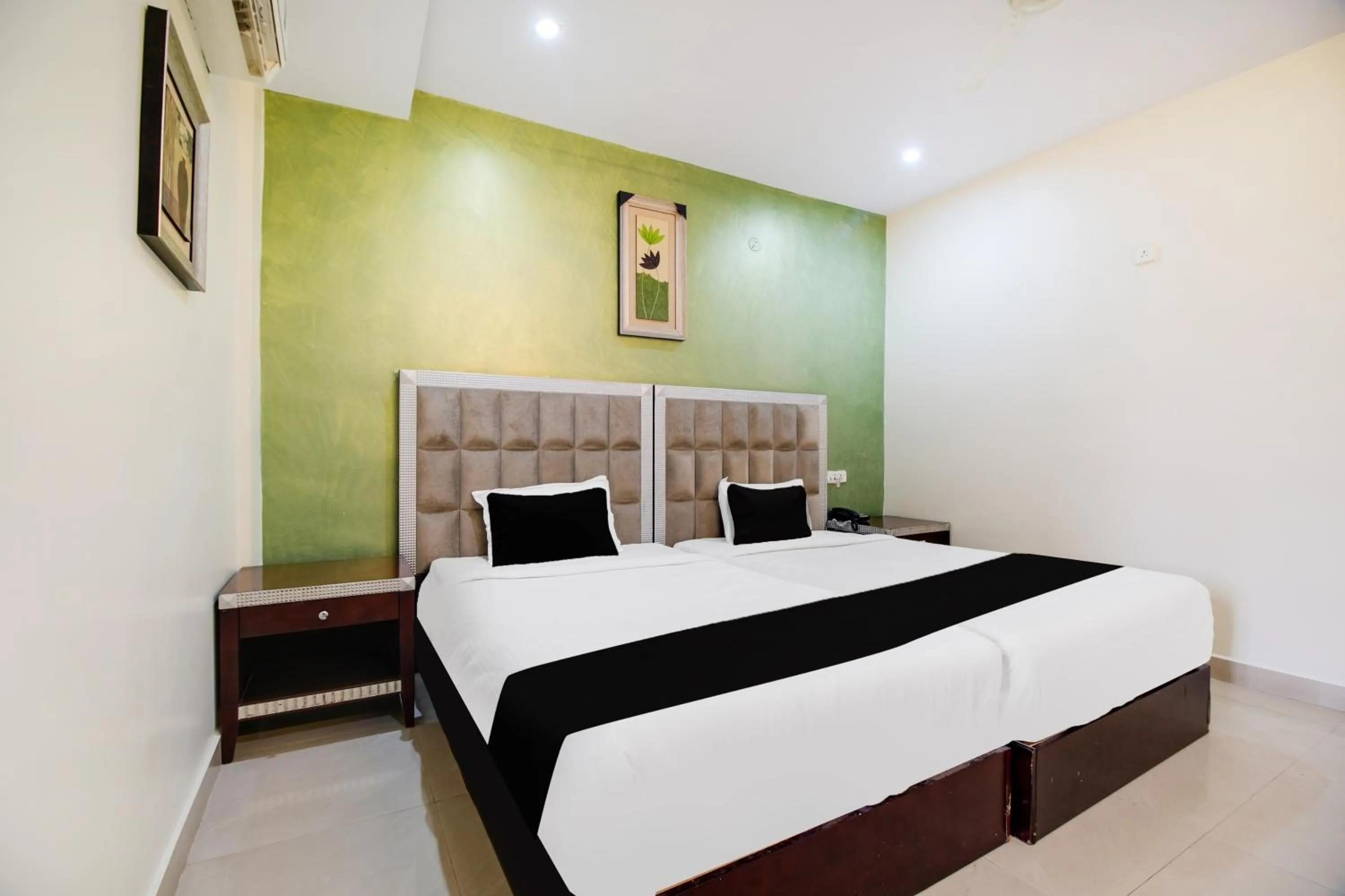 Bedroom, Bed in Super Townhouse Gajuwaka Near CMR Mall