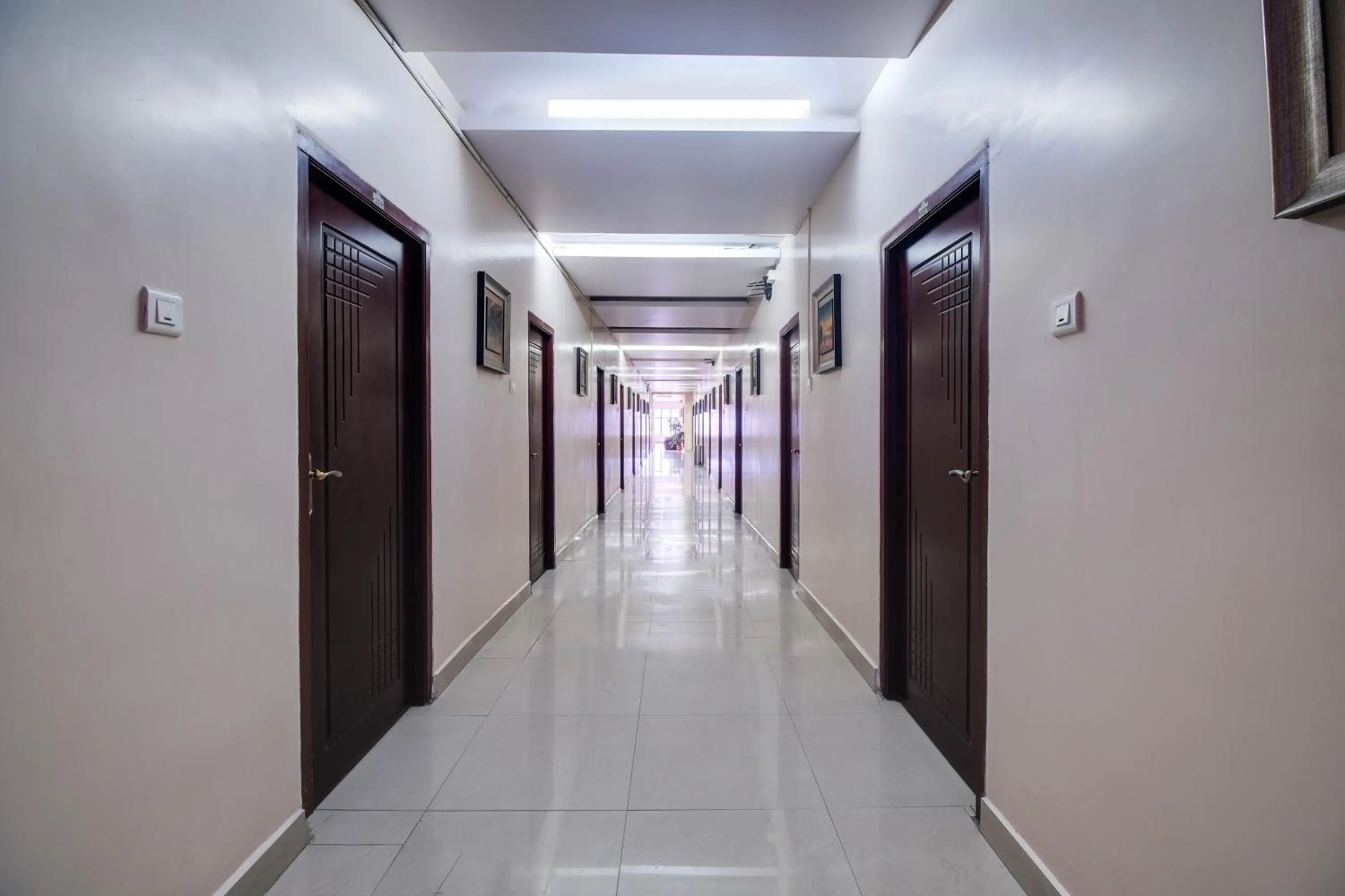 Lobby or reception in Super Townhouse Gajuwaka Near CMR Mall