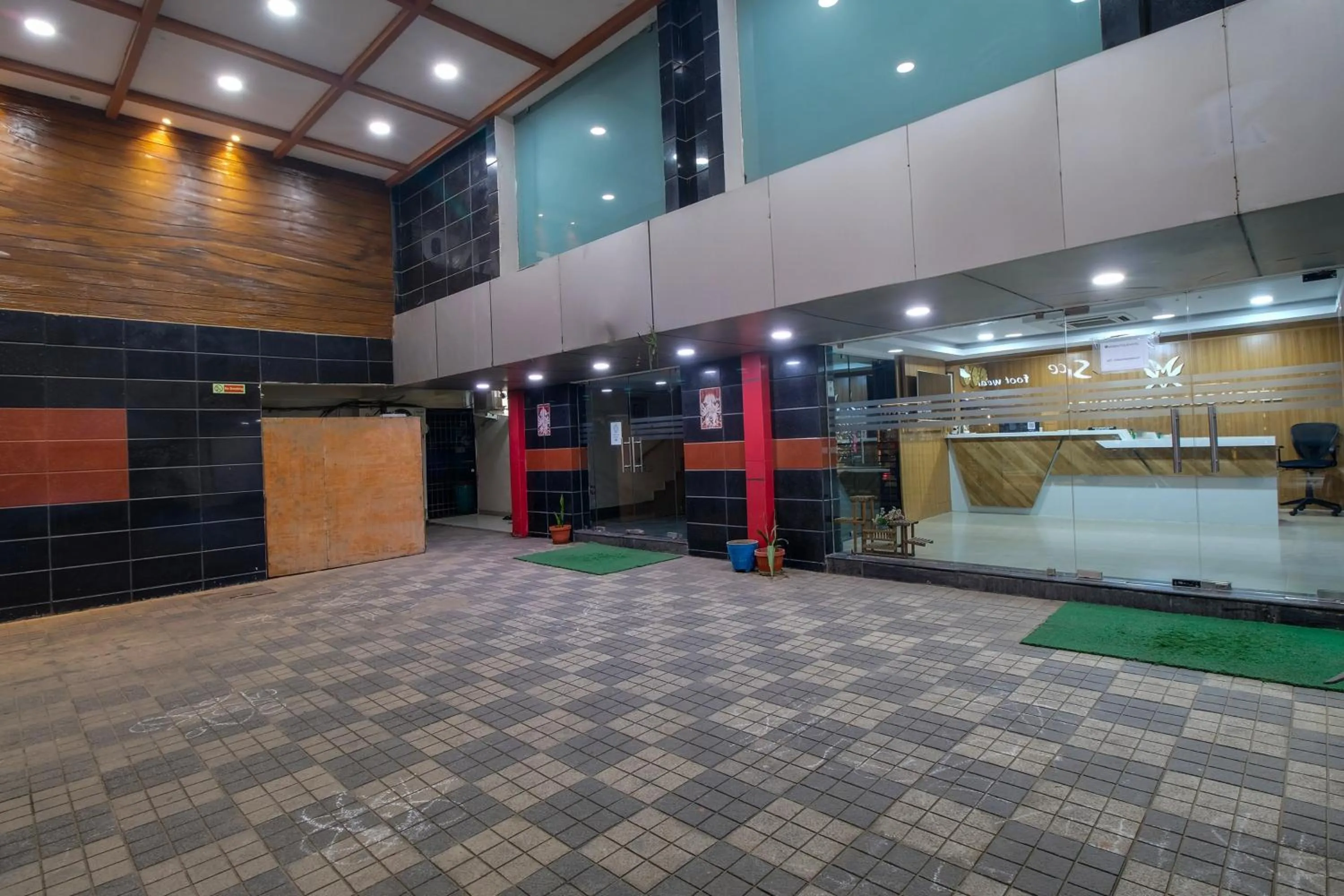 Facade/entrance in Super Townhouse Gajuwaka Near CMR Mall