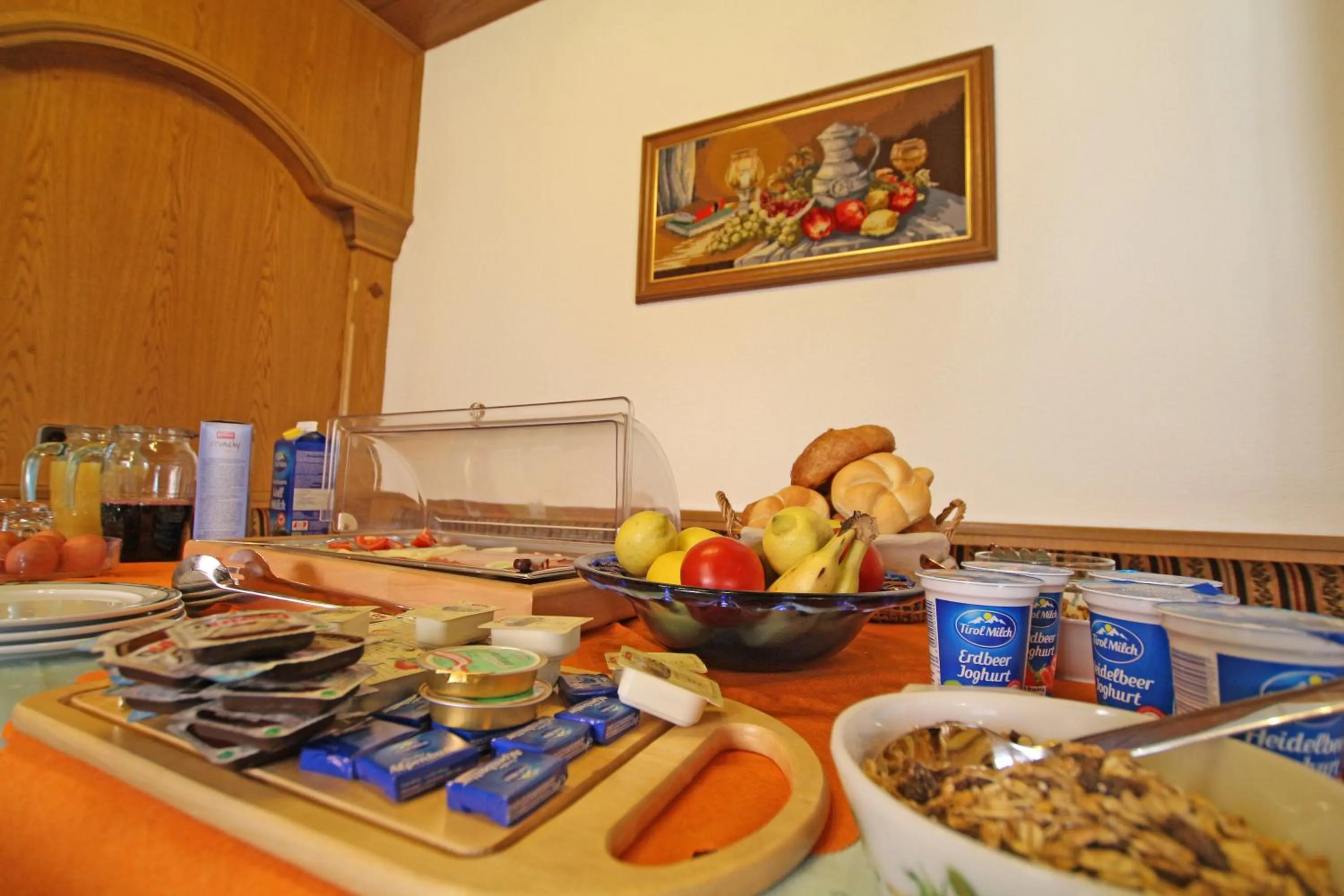 Buffet breakfast in Gästeheim Anni Winkler