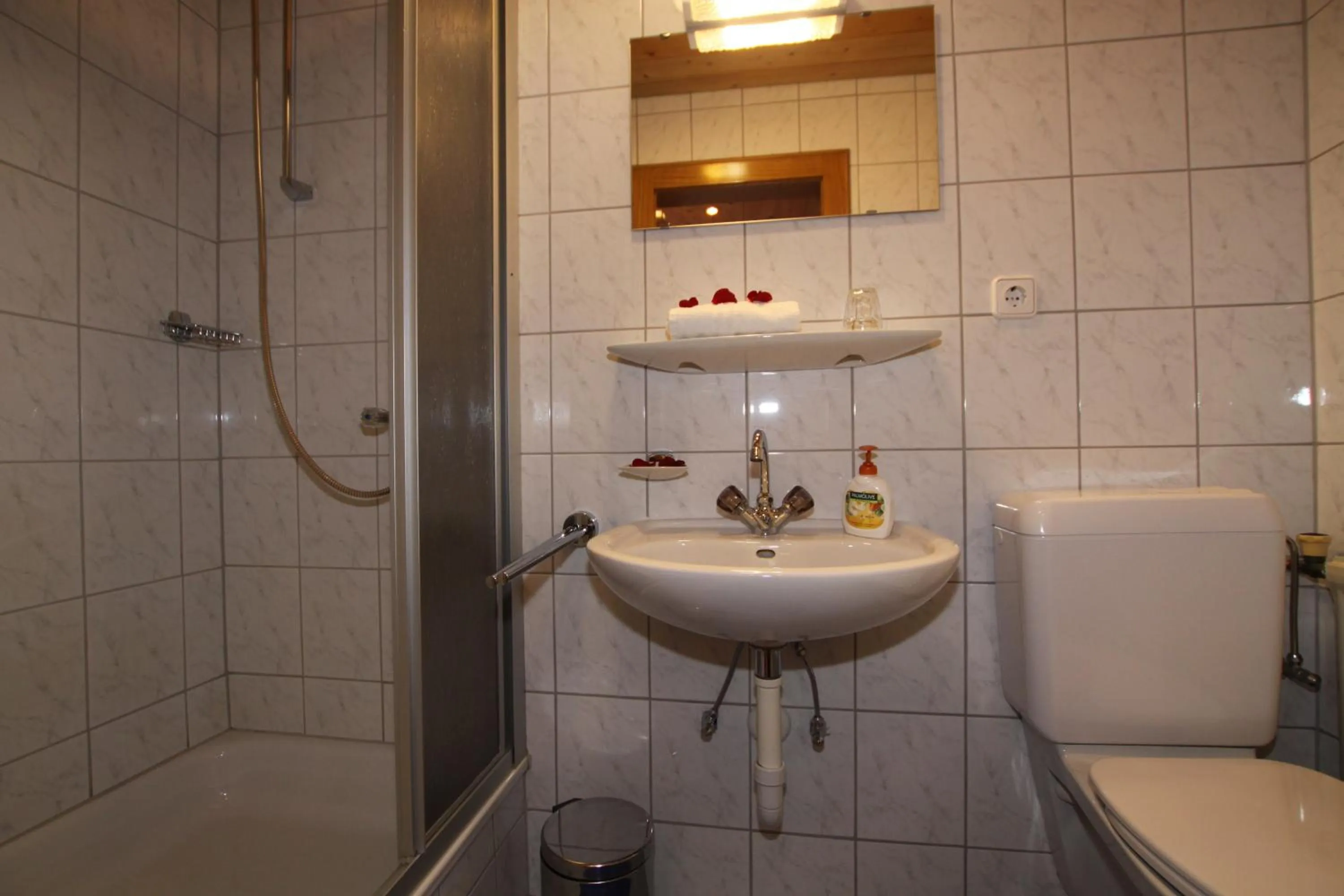 Bathroom in Gästeheim Anni Winkler