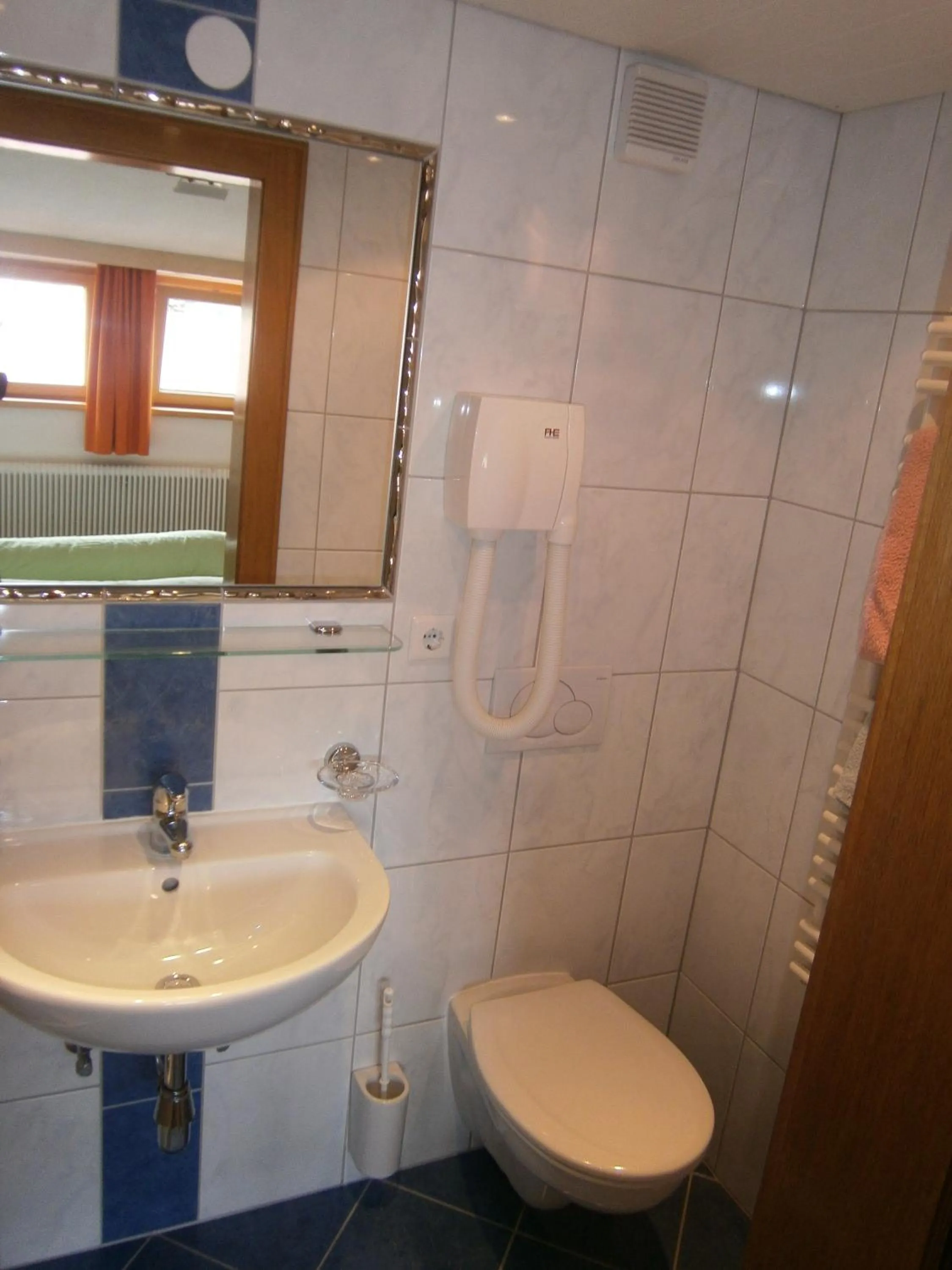 Toilet in Gästeheim Anni Winkler