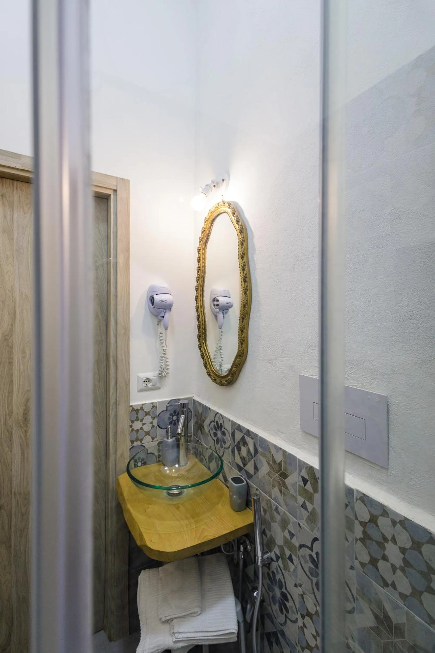 Bathroom in Civico13