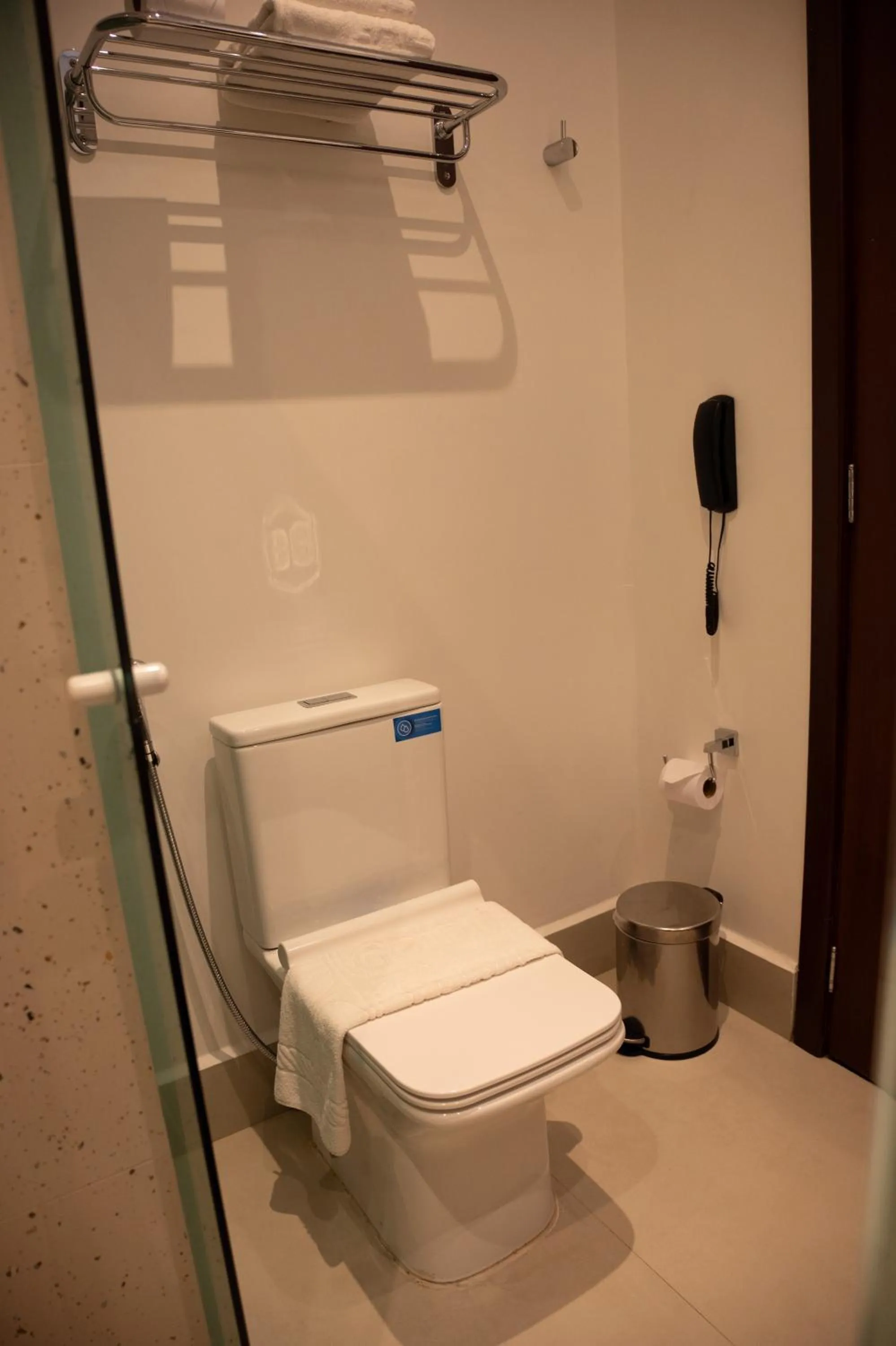 Bathroom in Golden Plaza Hotel