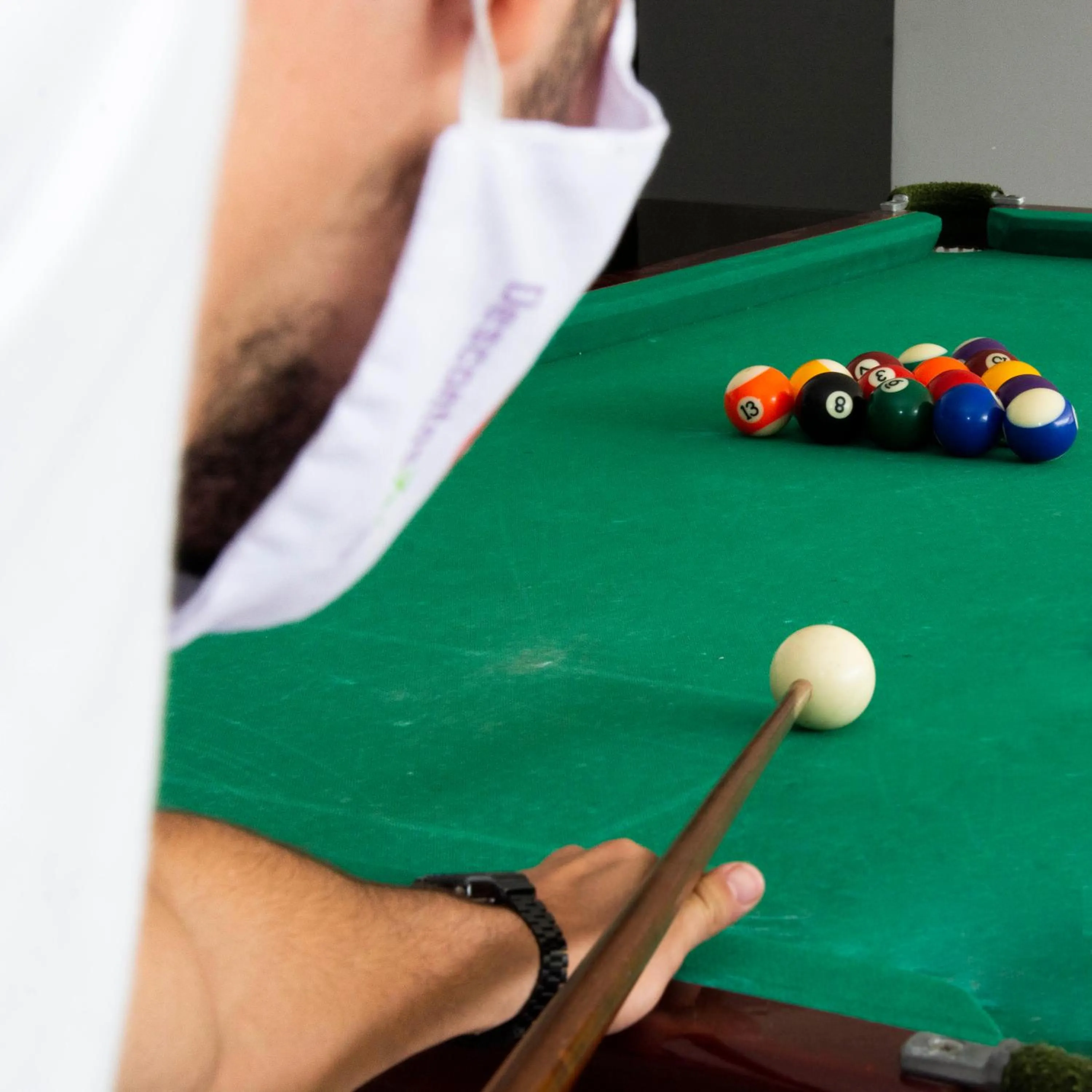 Billiard in Golden Plaza Hotel