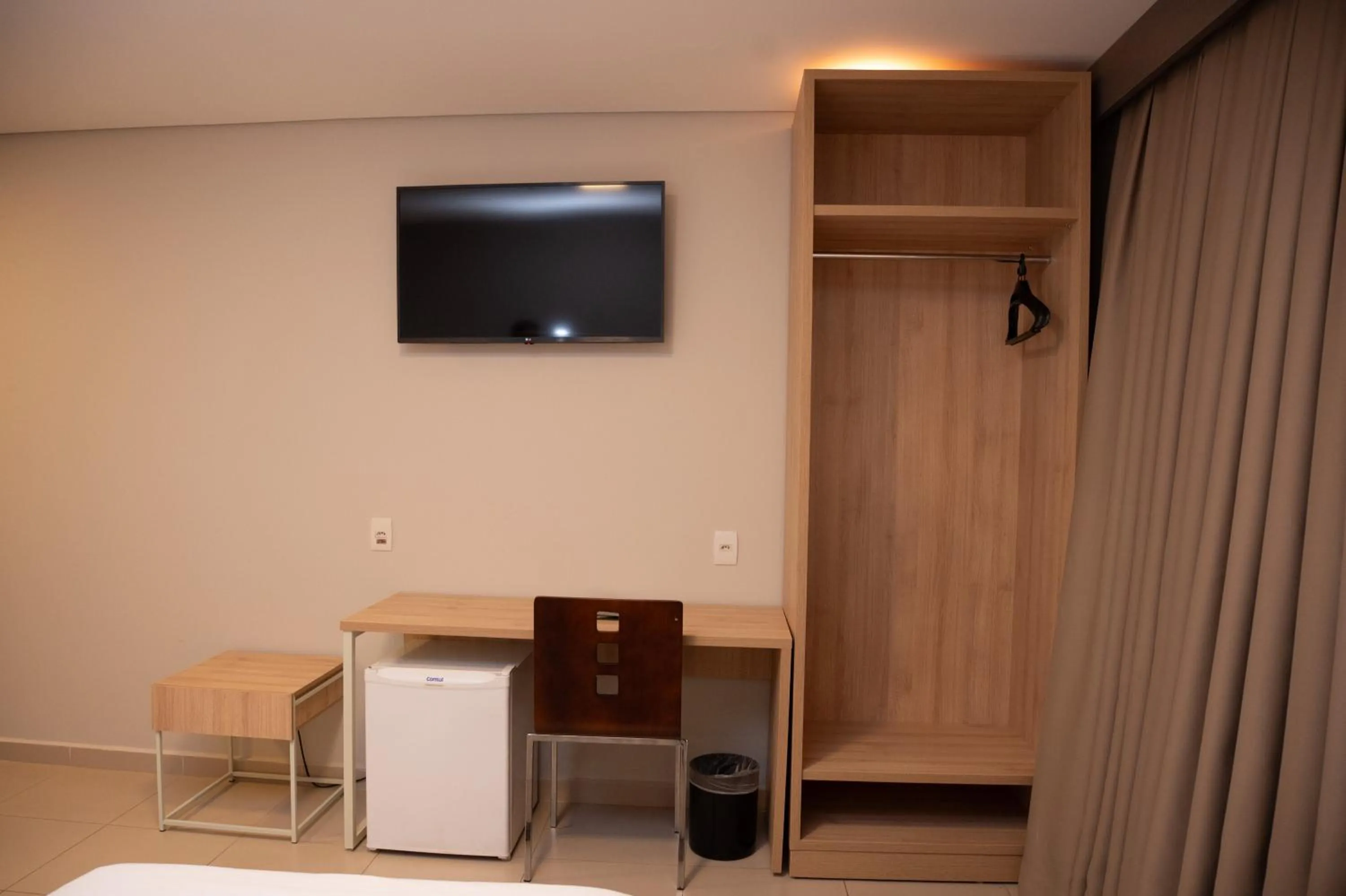 Bedroom in Golden Plaza Hotel