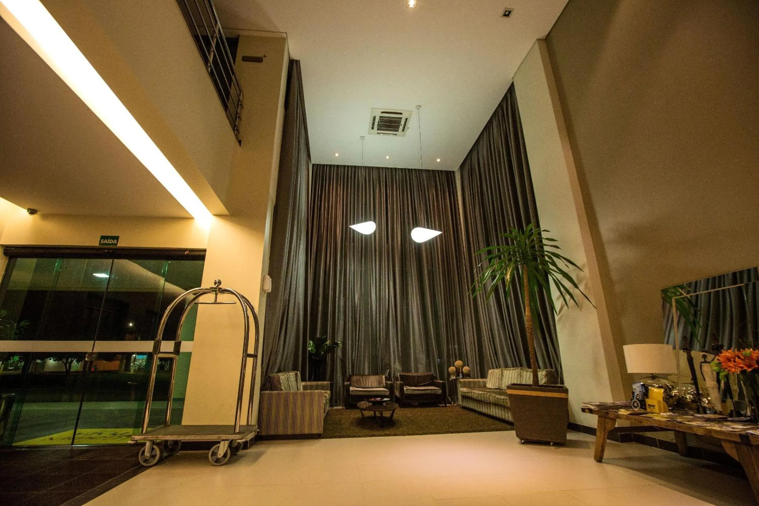 Lobby or reception in Golden Plaza Hotel