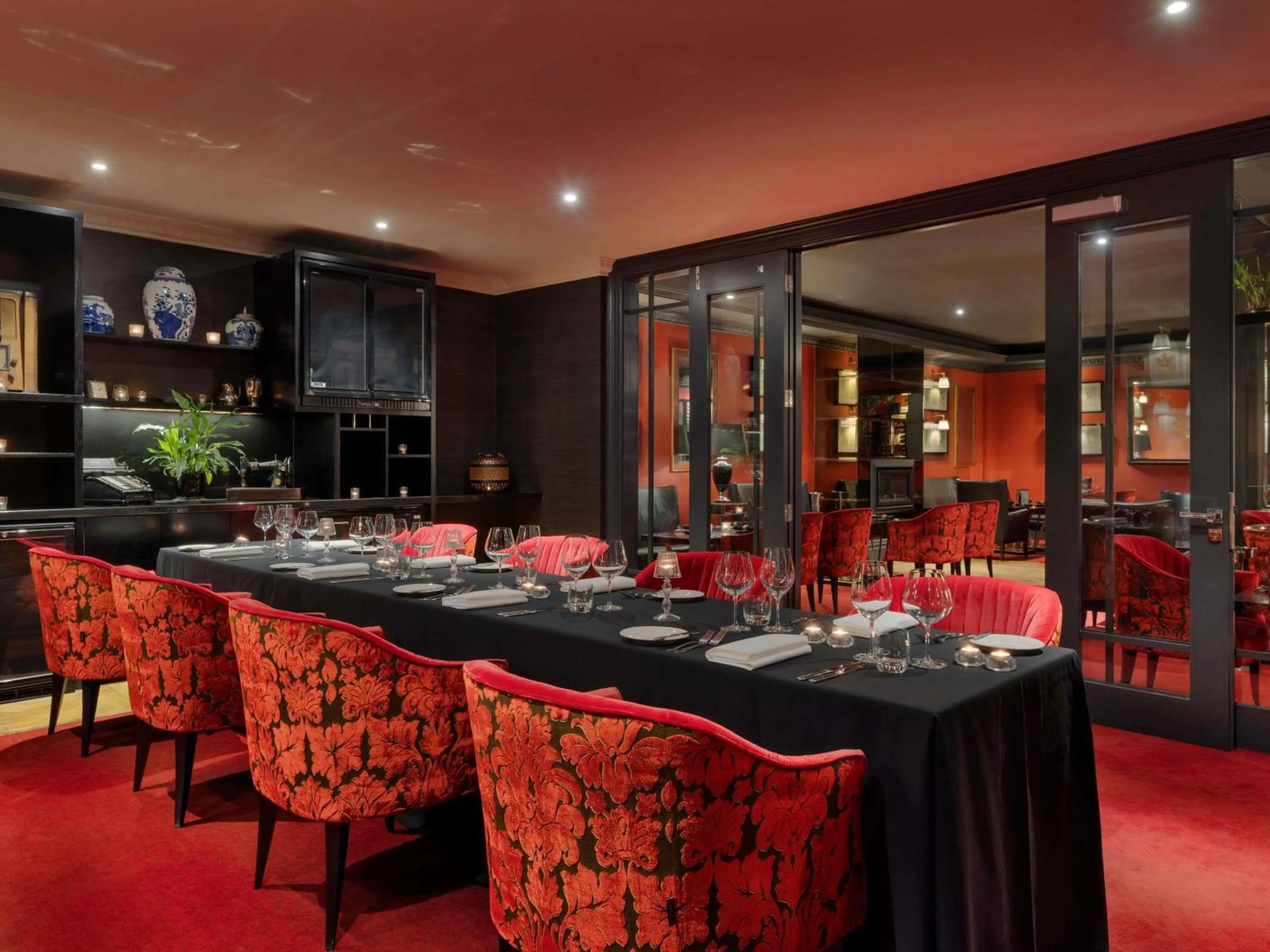 Restaurant/places to eat in Sofitel Queenstown Hotel & Spa