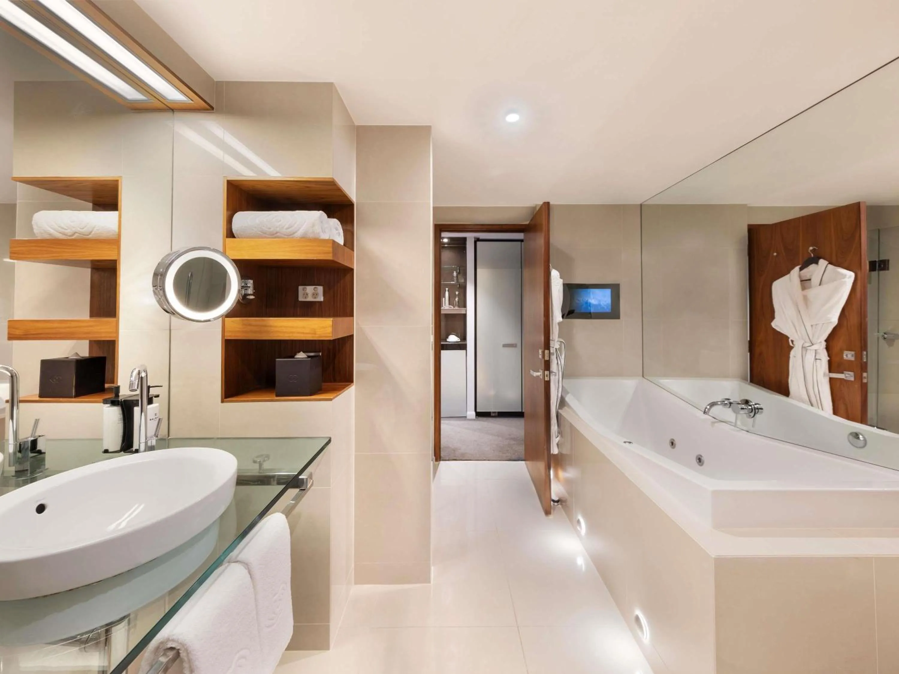 Bedroom in Sofitel Queenstown Hotel & Spa