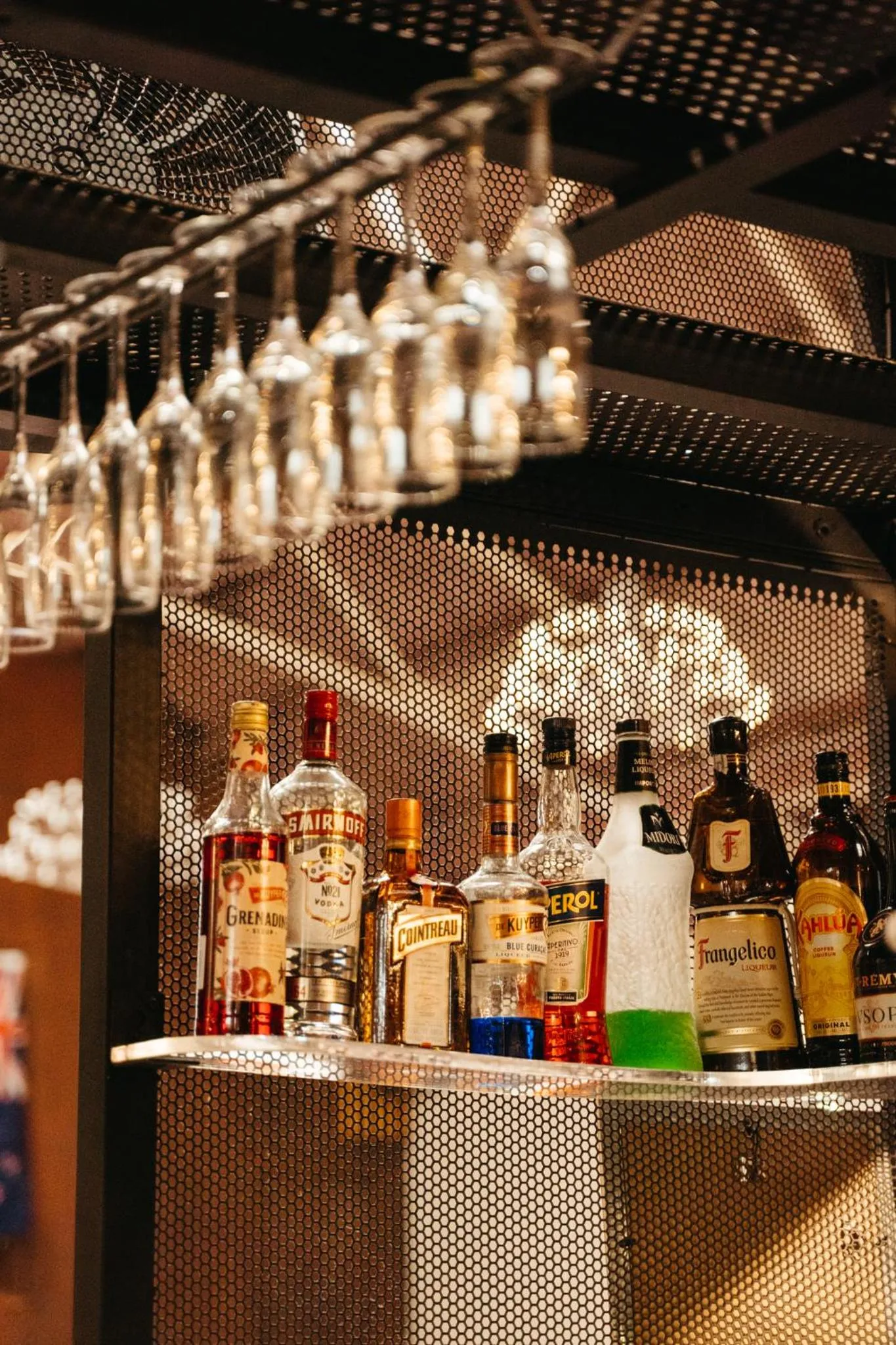 Lounge or bar in Auckland City Hotel - Hobson St