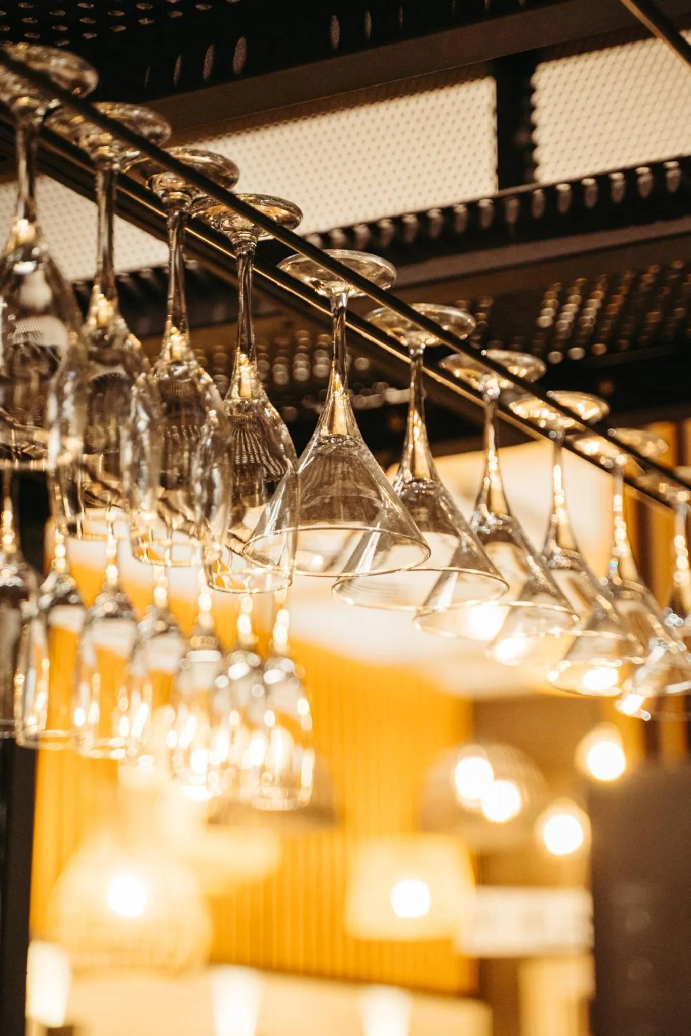 Lounge or bar in Auckland City Hotel - Hobson St