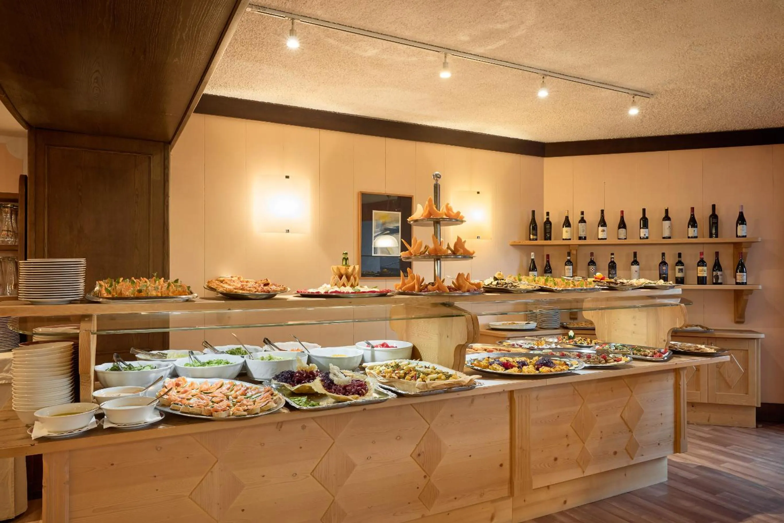 Restaurant/places to eat in Hotel Portavescovo