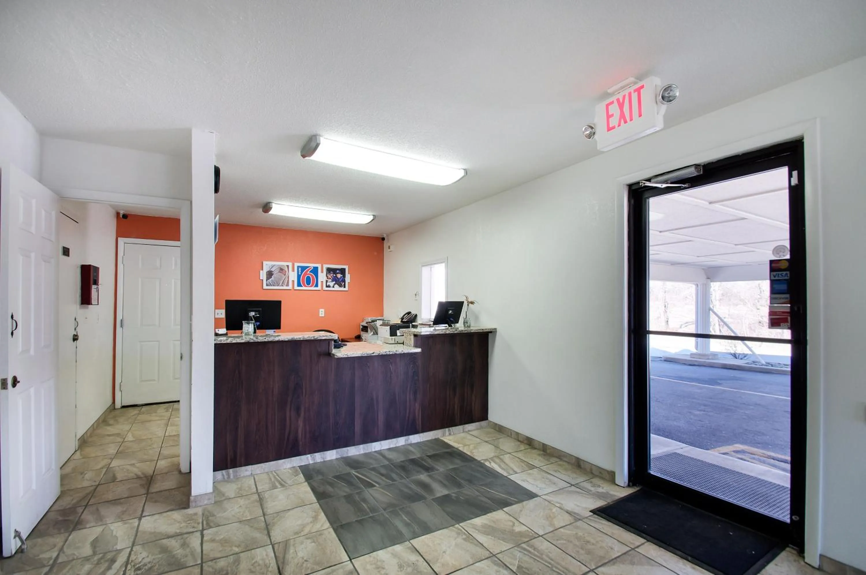 Lobby or reception in Motel 6-Charles Town, WV