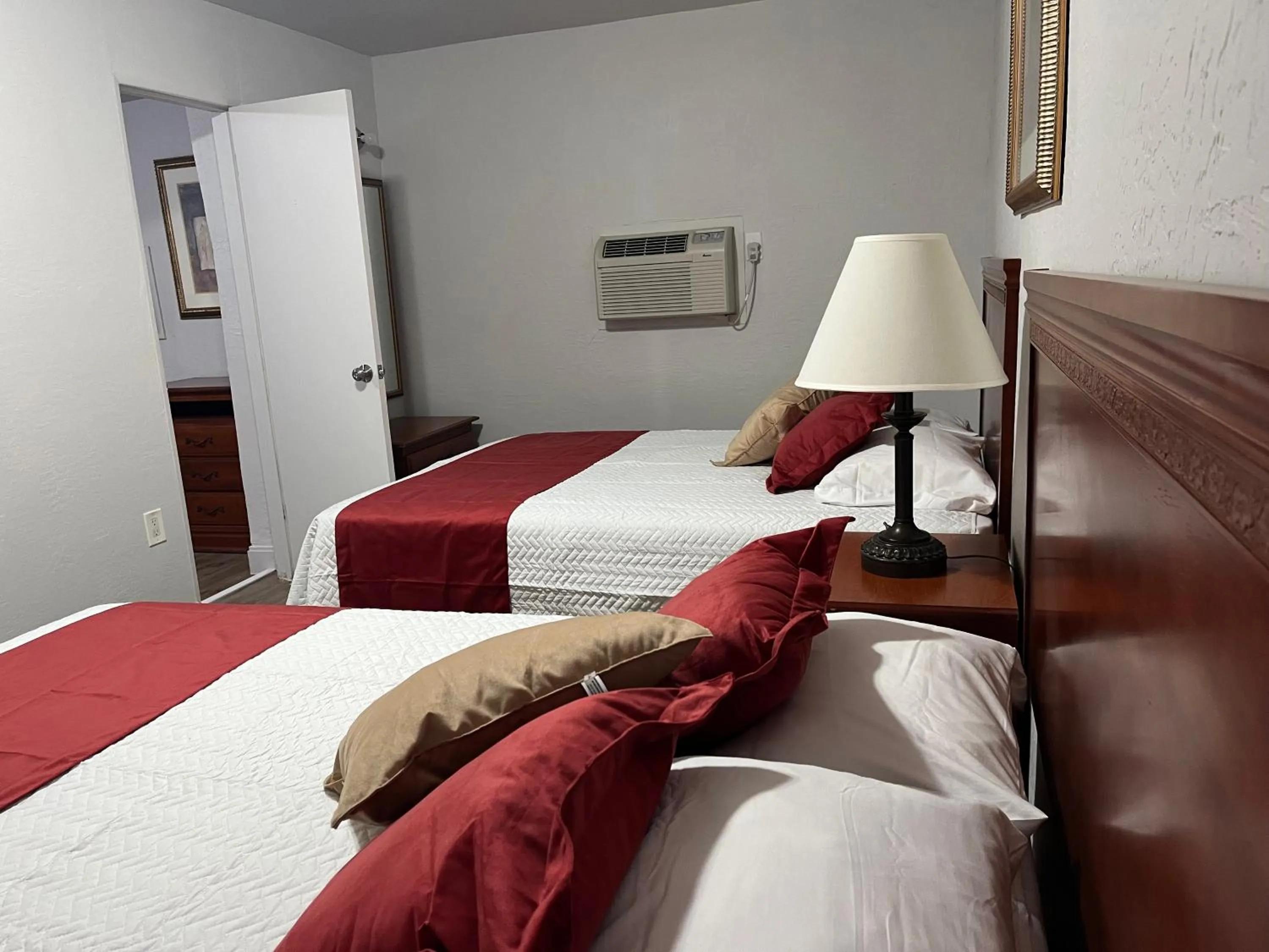 Bed in Arizona 9 Motor Hotel