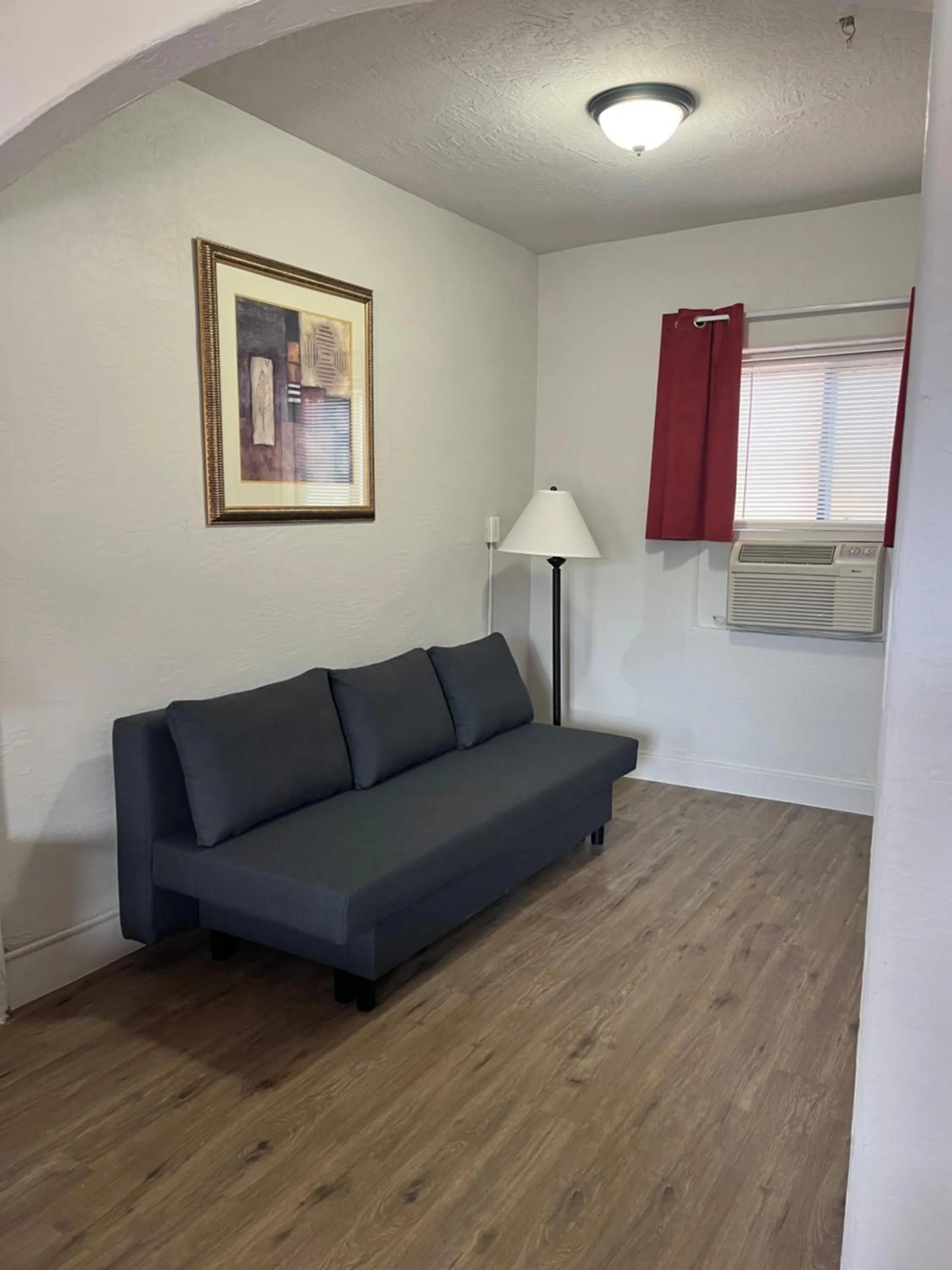 Bed in Arizona 9 Motor Hotel