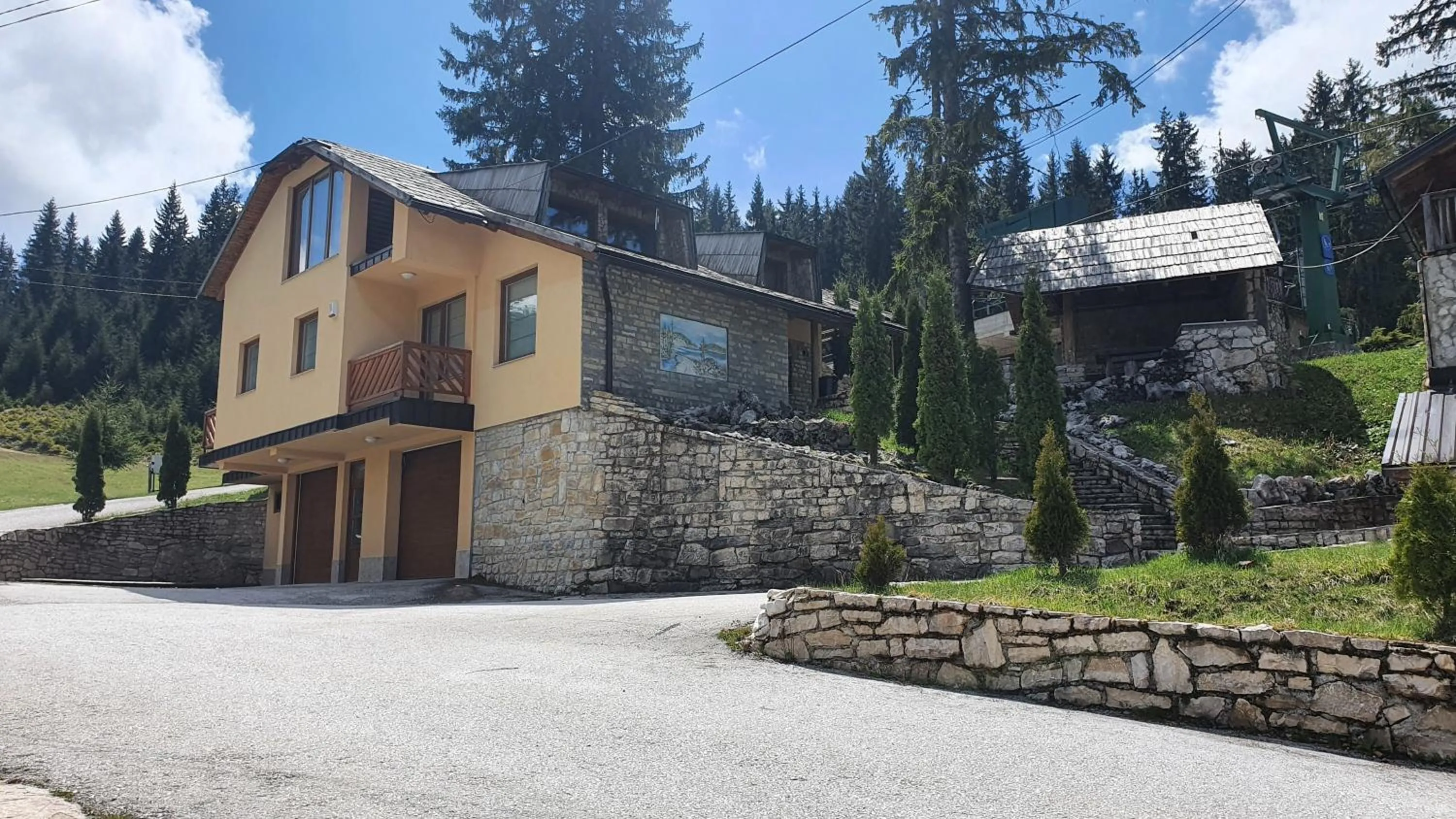 Property building in Eko-FIS Vlašić