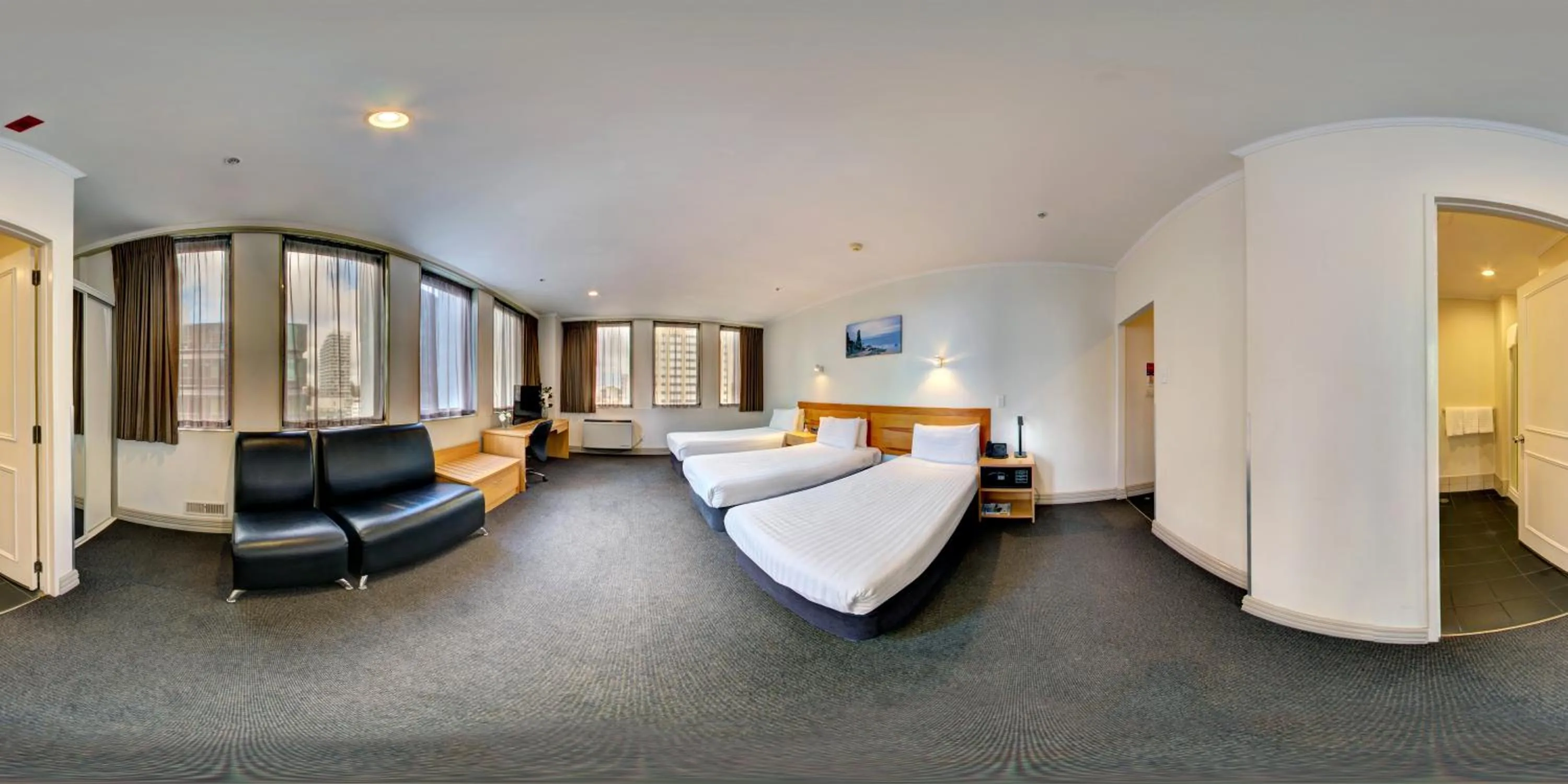 Photo of the whole room, Bed in Edit Auckland Central