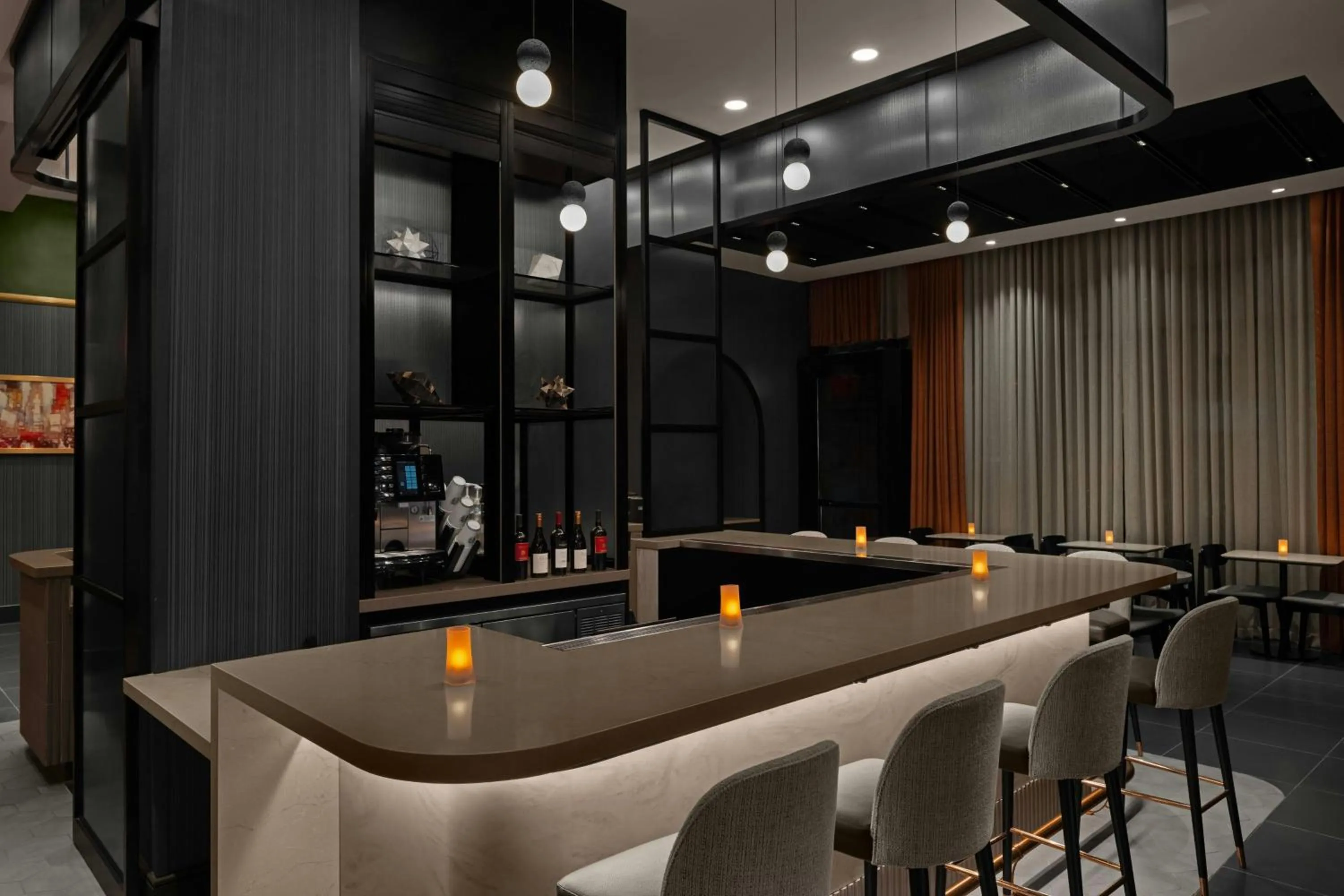 Restaurant/places to eat in Courtyard by Marriott New York World Trade Center Area