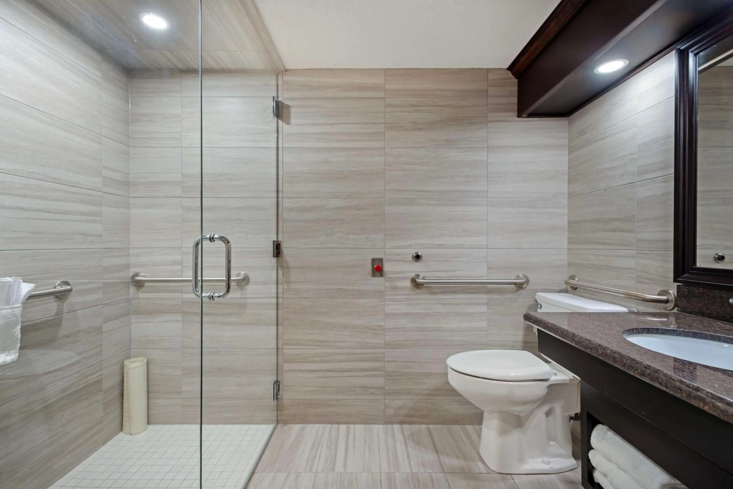 Bathroom in Best Western PLUS Port O'Call Hotel