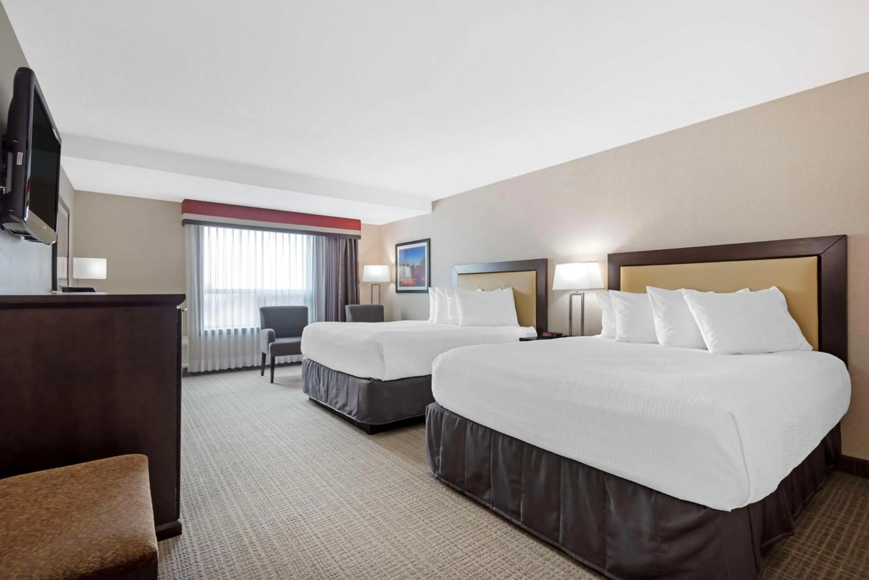 Bedroom, Bed in Best Western PLUS Port O'Call Hotel