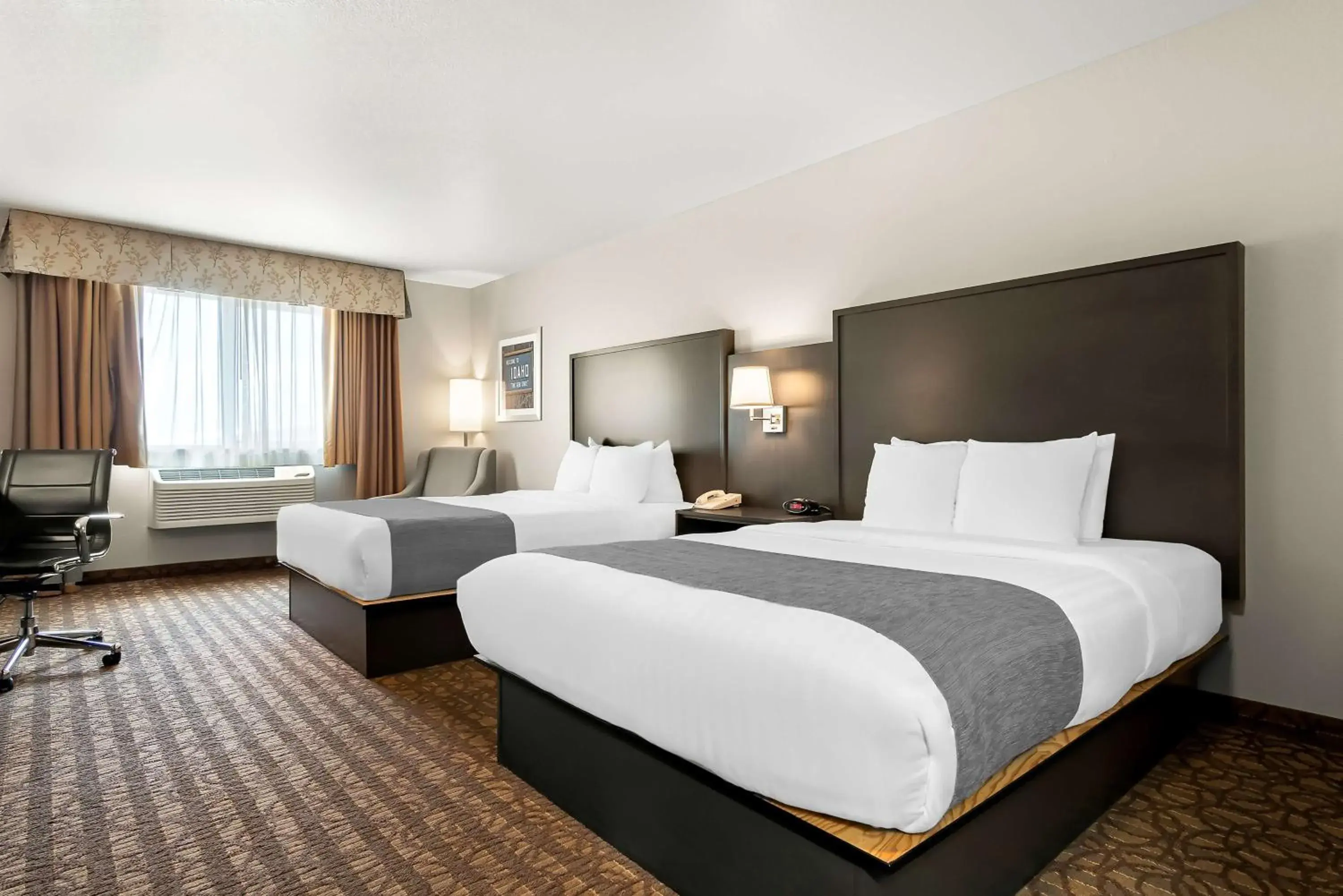 Queen Room with Two Queen Beds in Best Western Sawtooth Inn and Suites Queen Room with Two Queen Beds in Best Western Sawtooth Inn and Suites