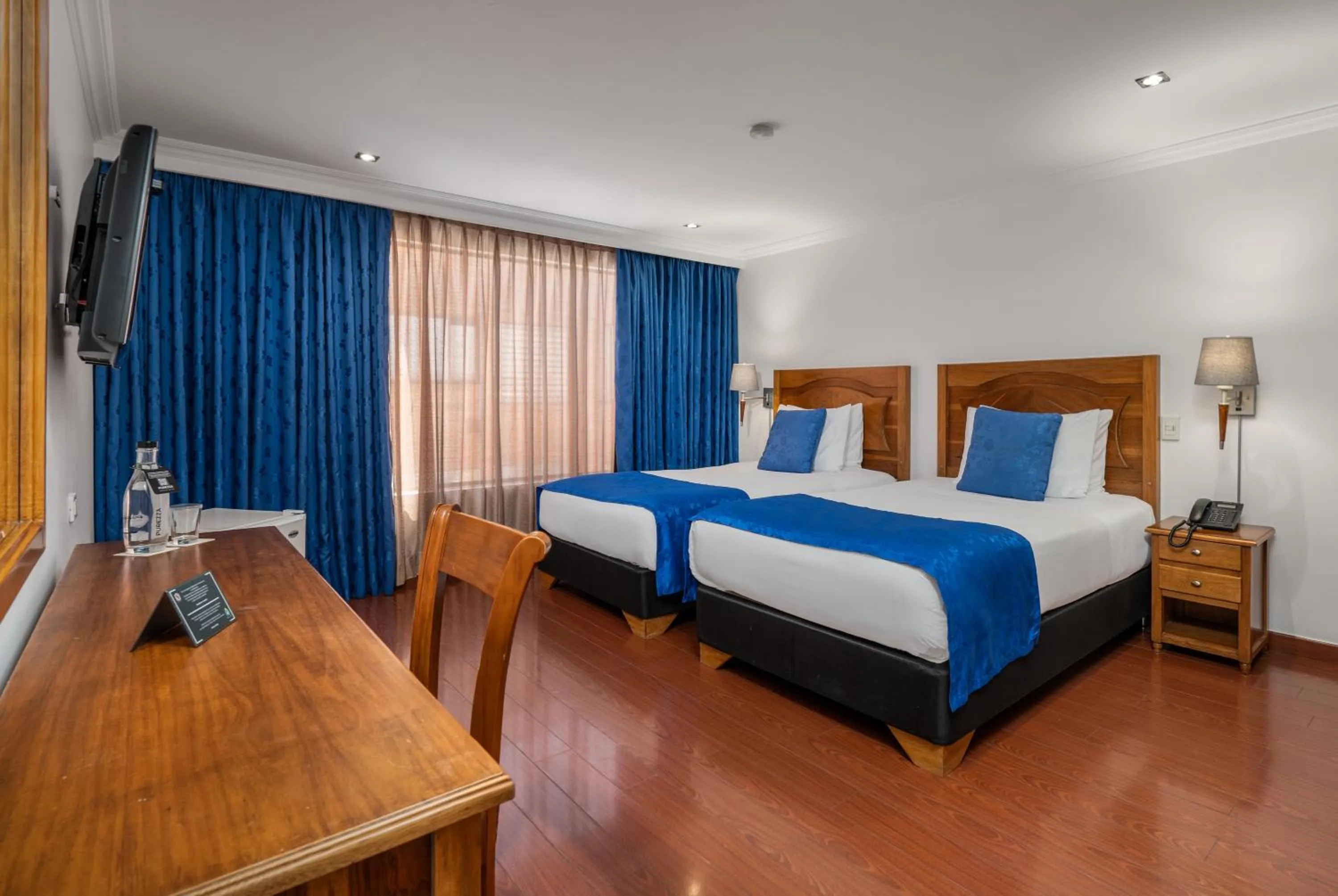 Bedroom, Bed in Hotel Egina Bogotá