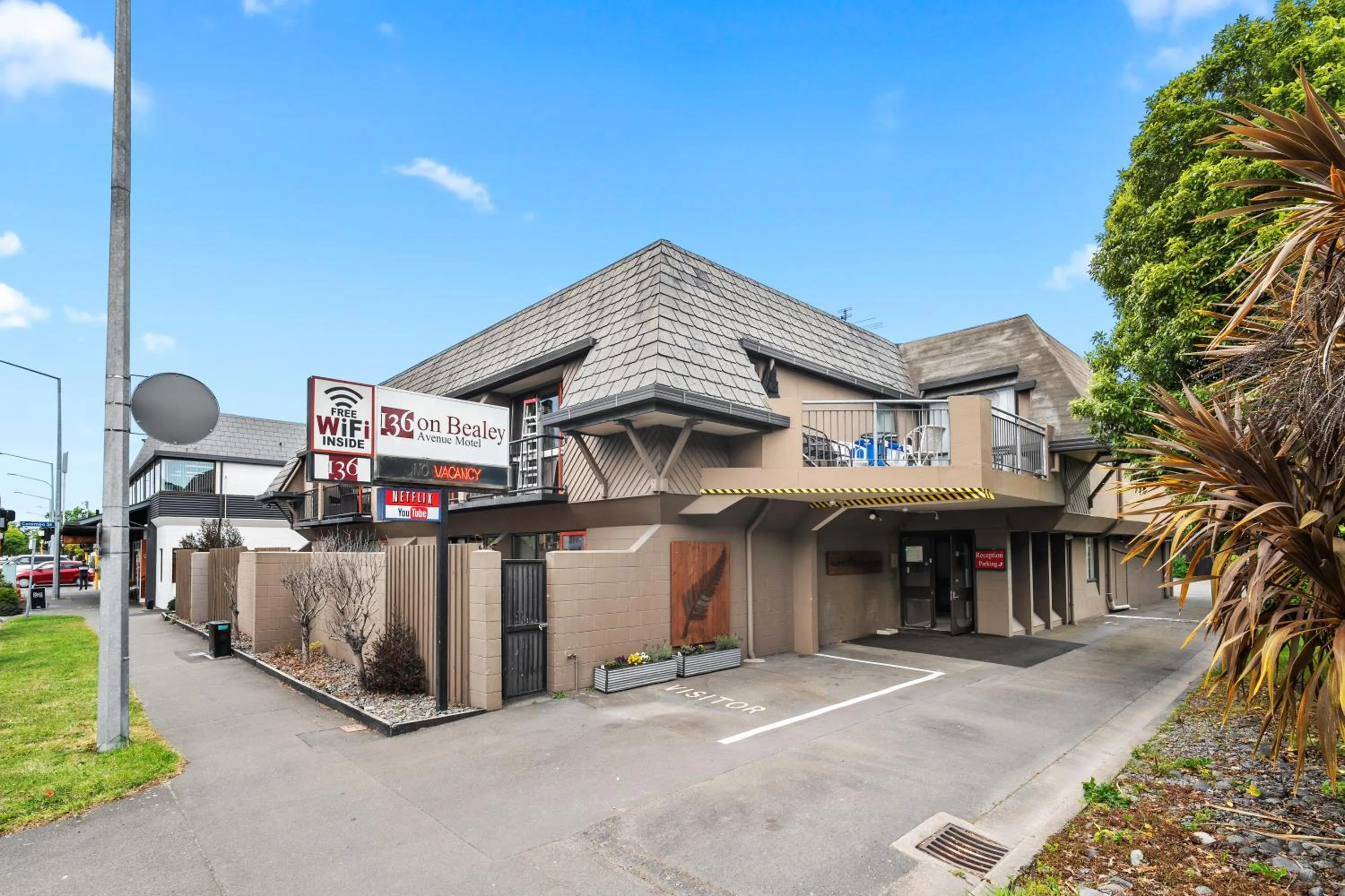Property building in 136 On Bealey Motel