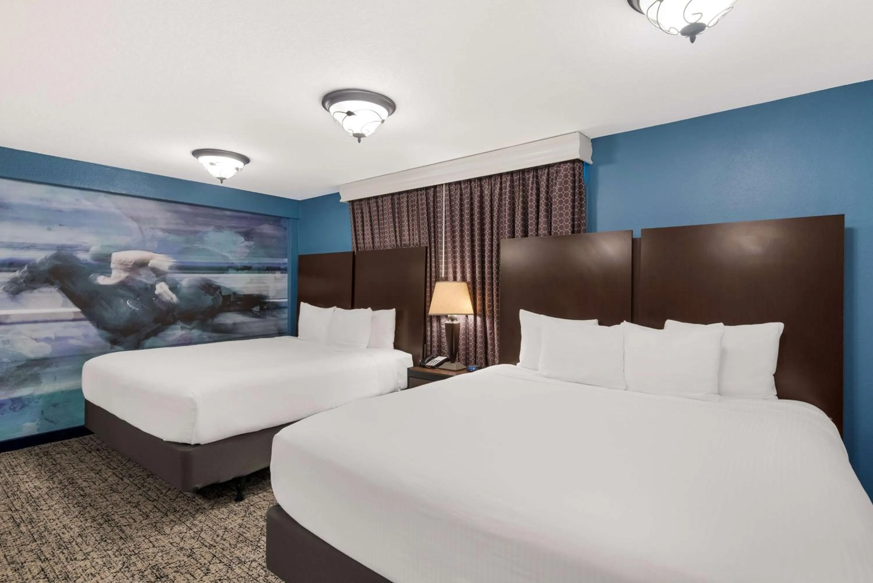 Photo of the whole room, Bed in Best Western Winners Circle
