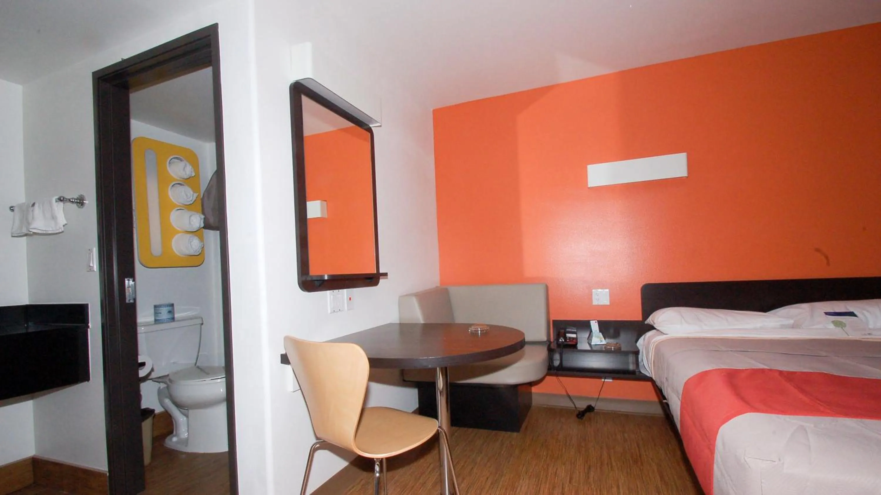 Decorative detail, Bed in Motel 6 Victorville