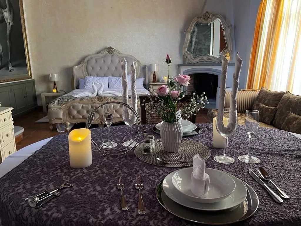 Bed in Hacienda del Lago Boutique Hotel