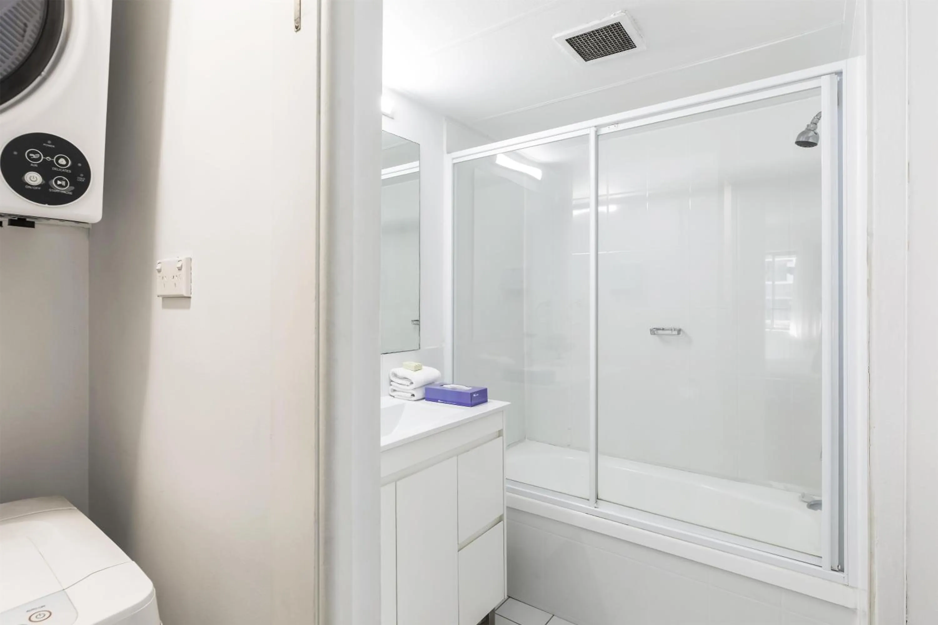 Bathroom in Metro Apartments on King