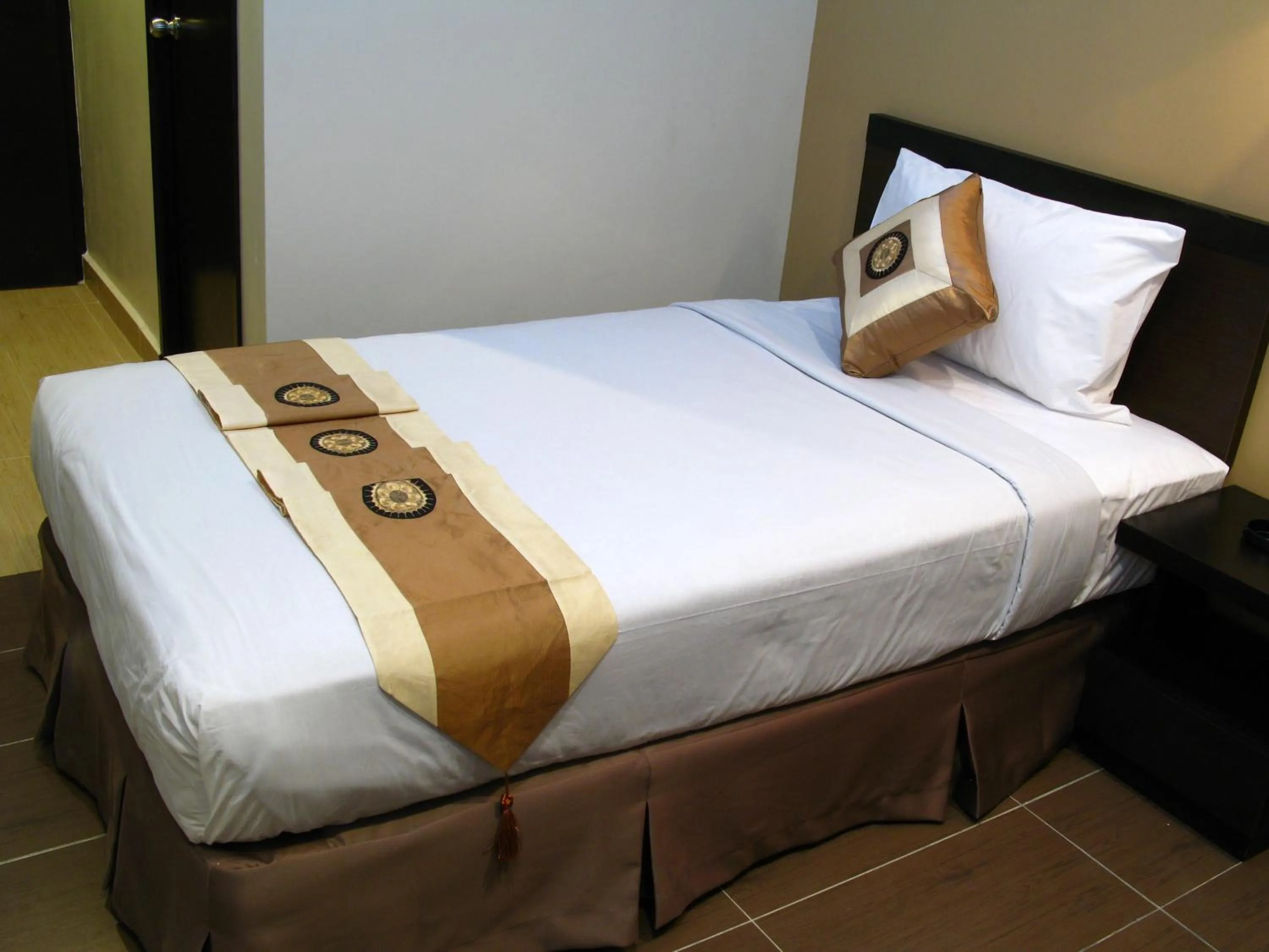 Bed in Good Hope Hotel Kelana Jaya