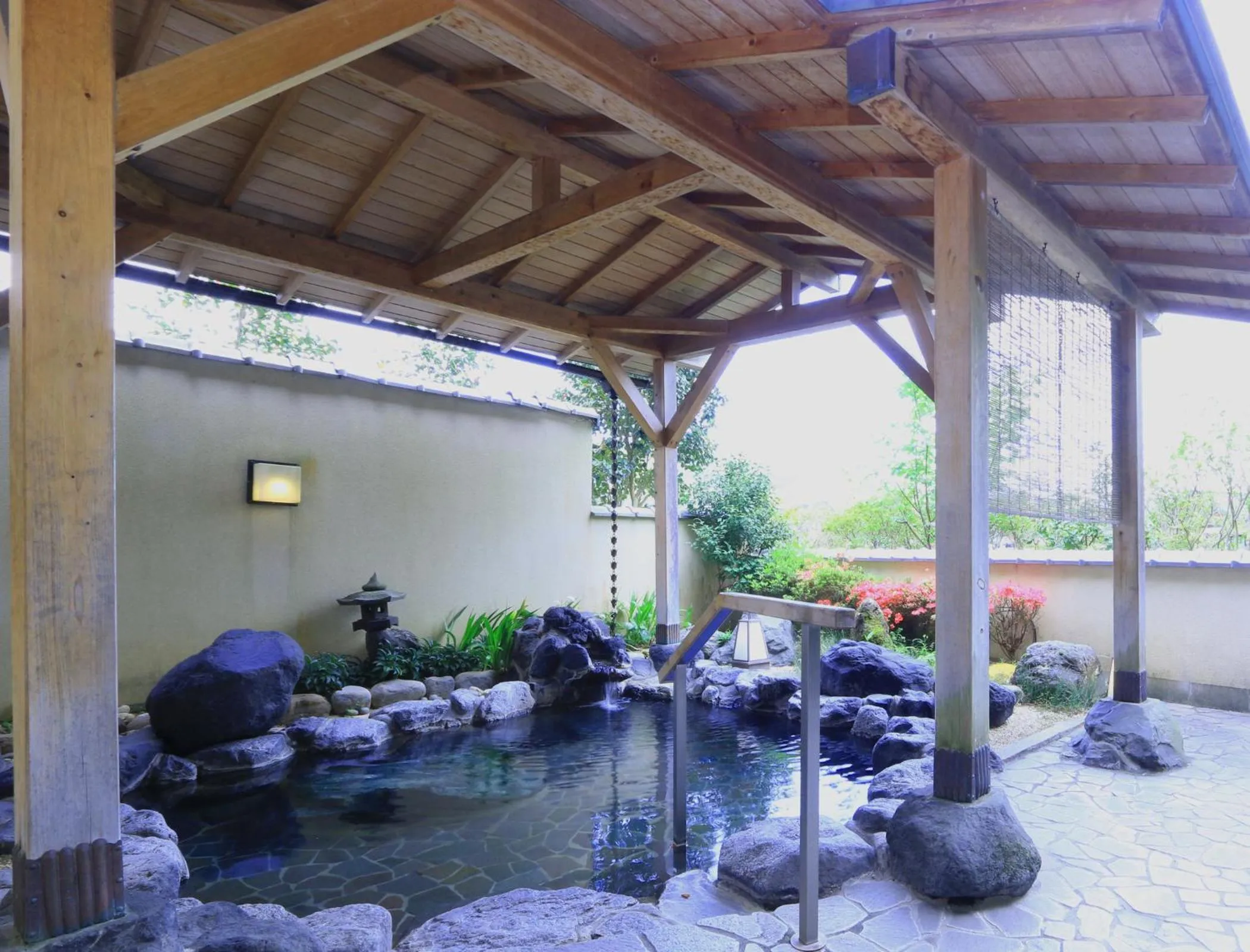 Hot Spring Bath in Kameya Ean
