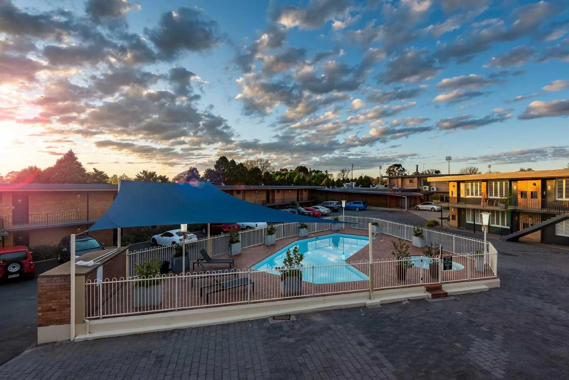 Property building in Panorama Bathurst